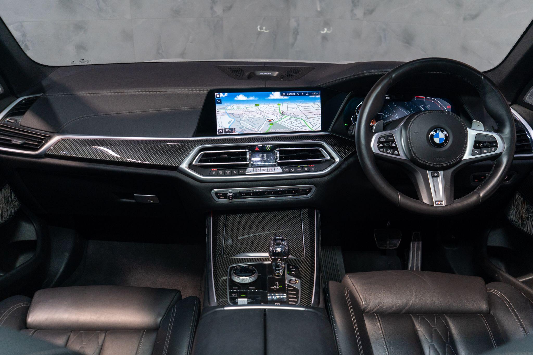 BMW X5 view 12