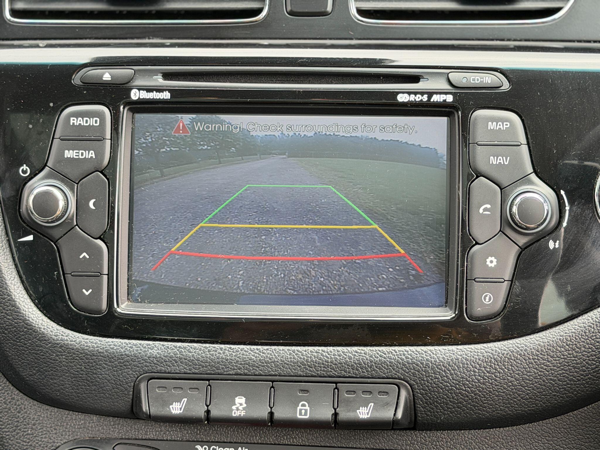 Kia Ceed view 45