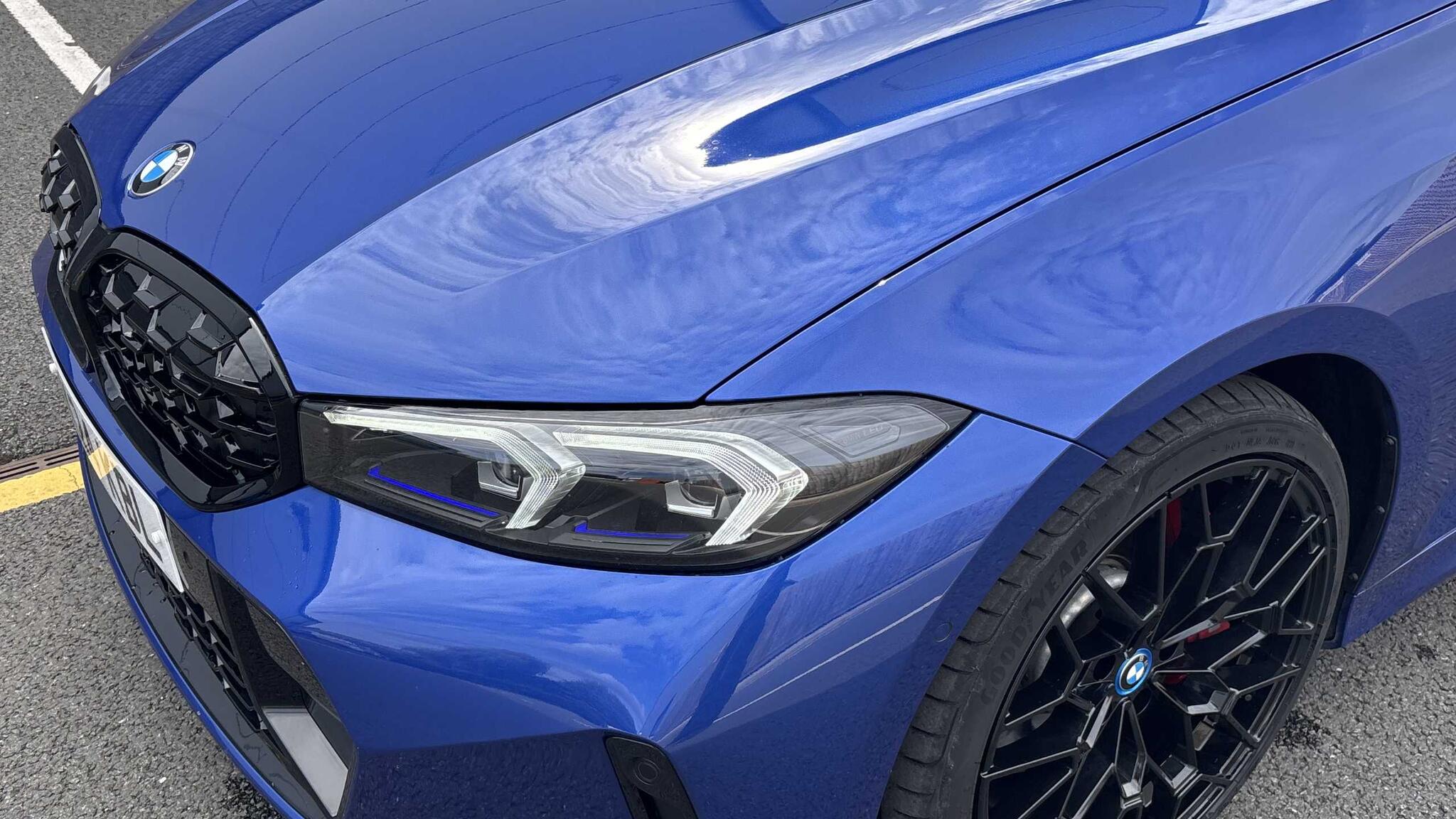 BMW 3 Series view 38