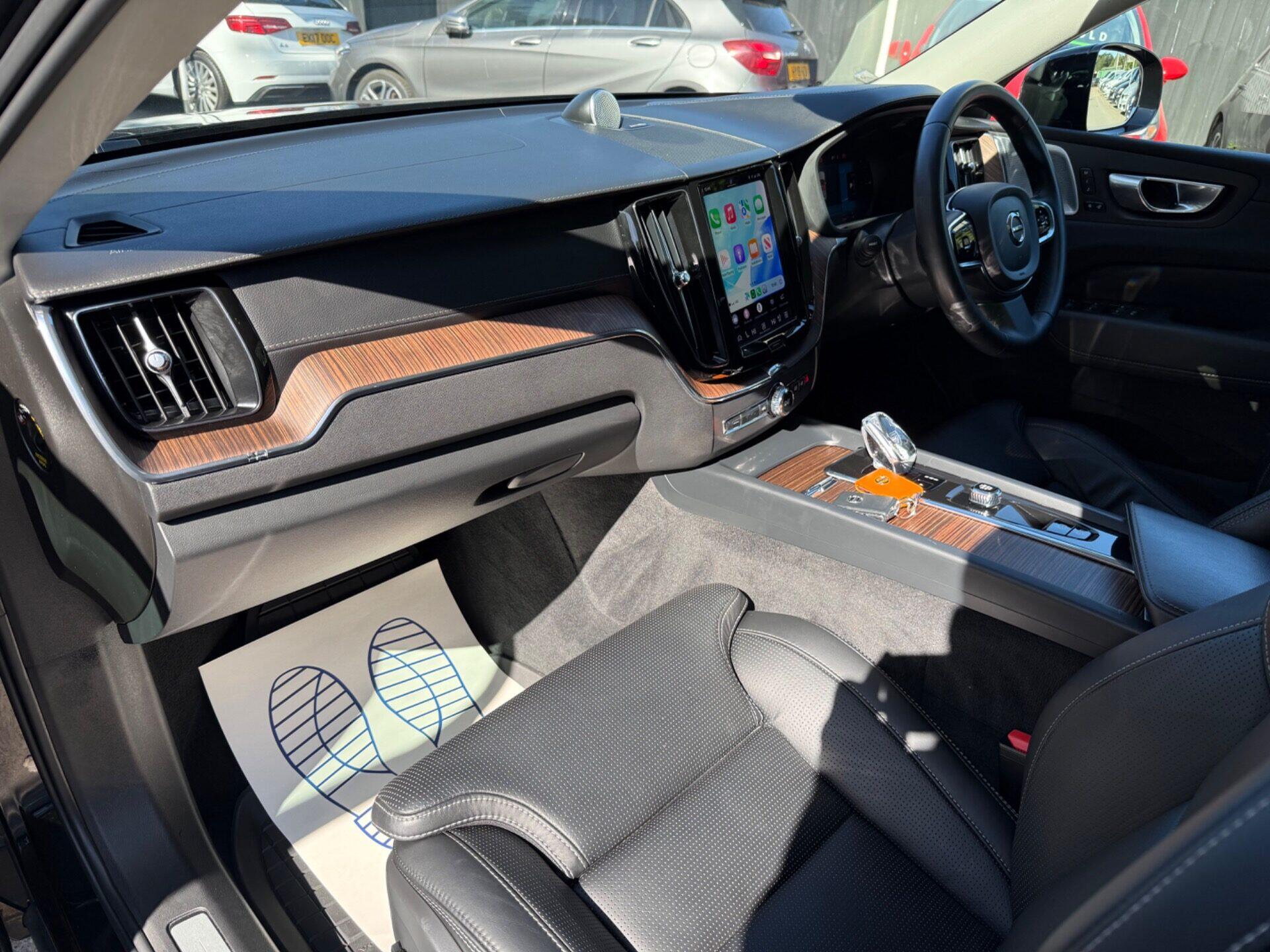 Volvo XC60 view 26