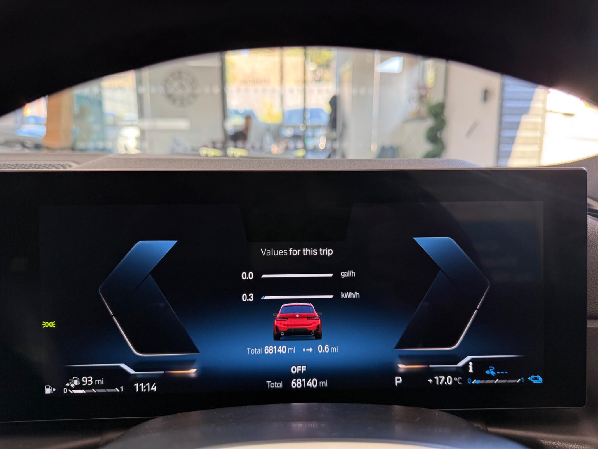 BMW 3 Series view 19