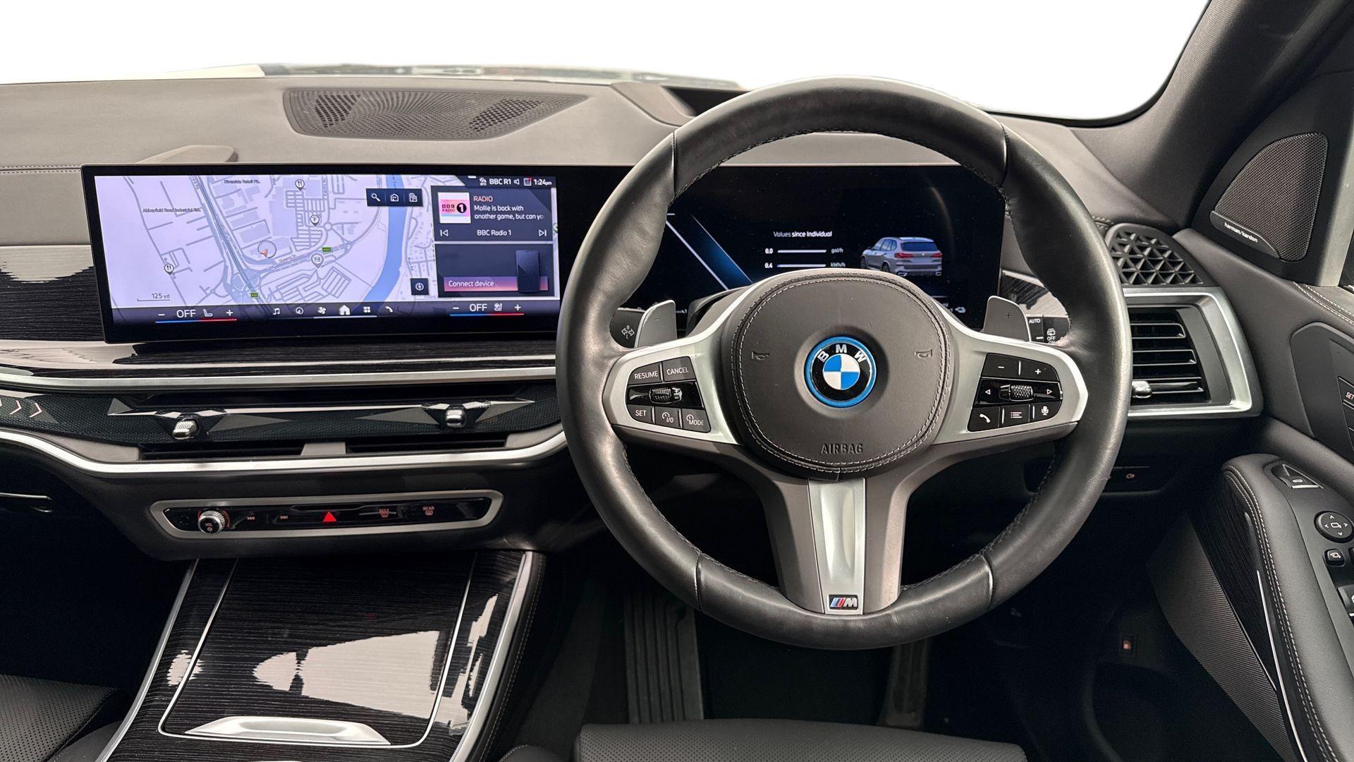BMW X5 view 5