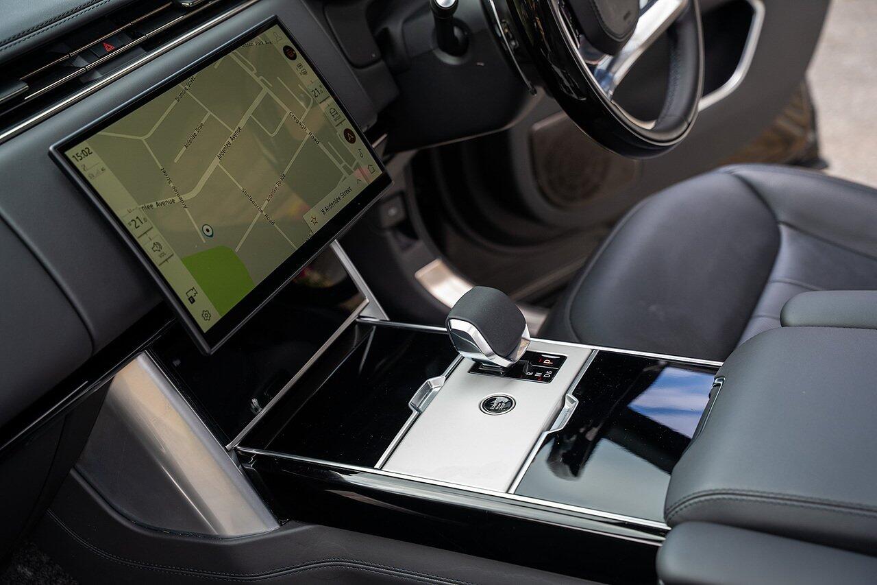 Land Rover Range Rover view 78