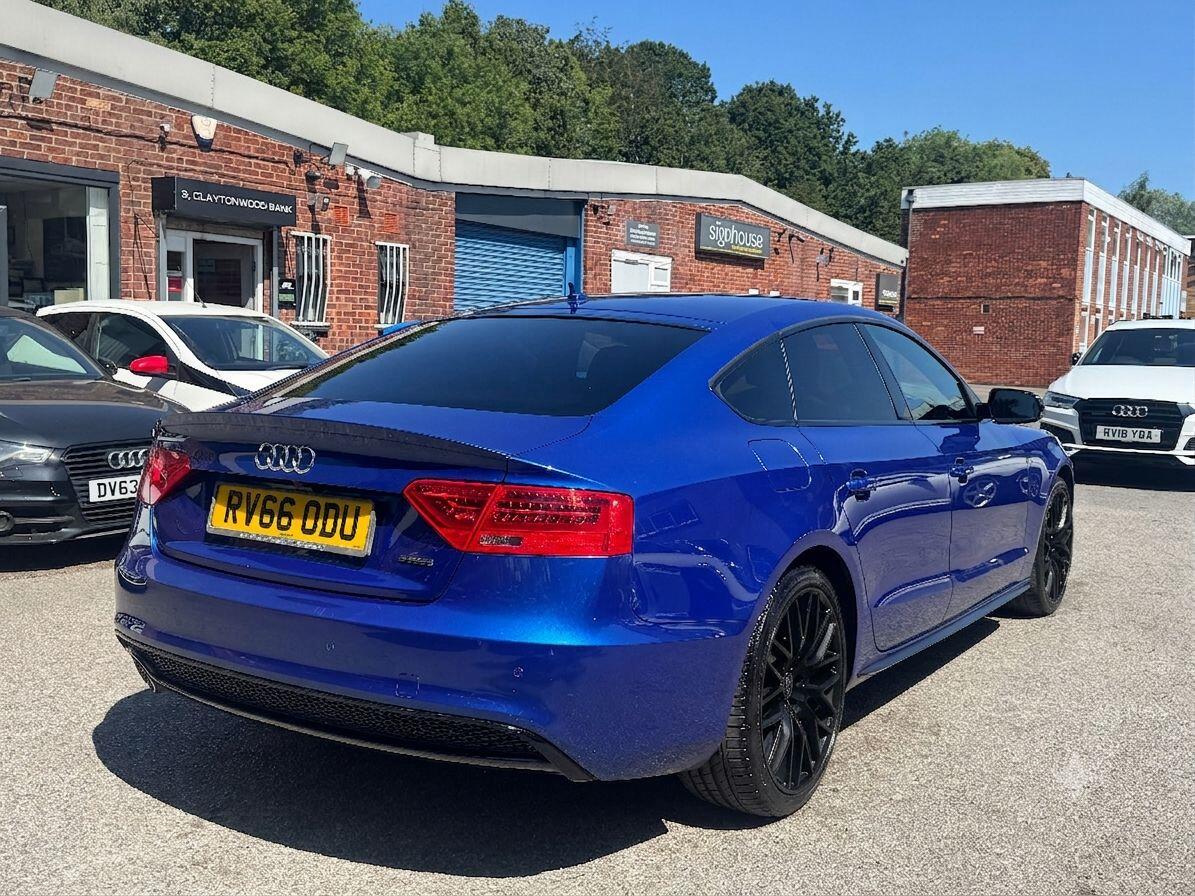Audi A5 view 4