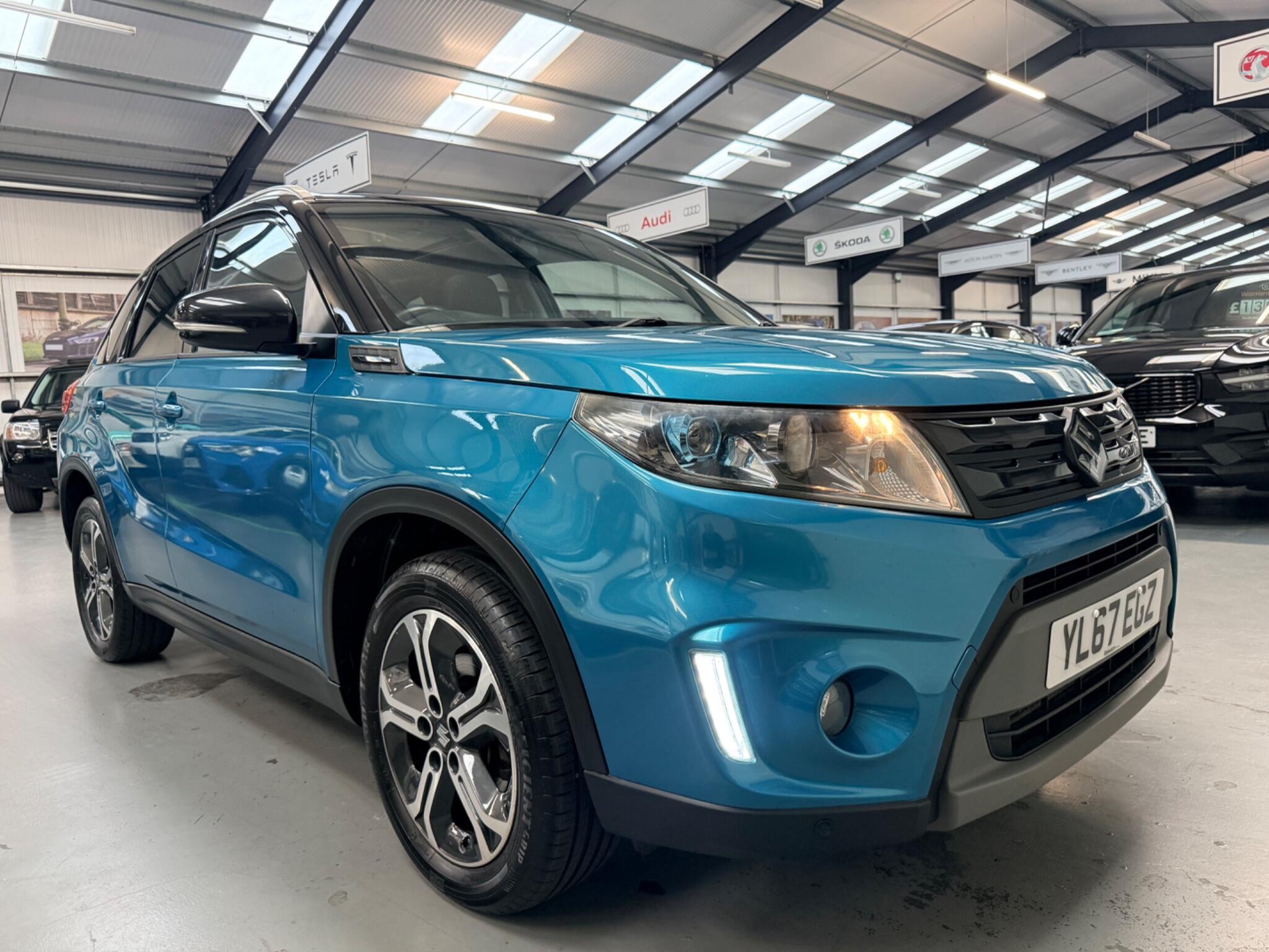 Suzuki Vitara view 14