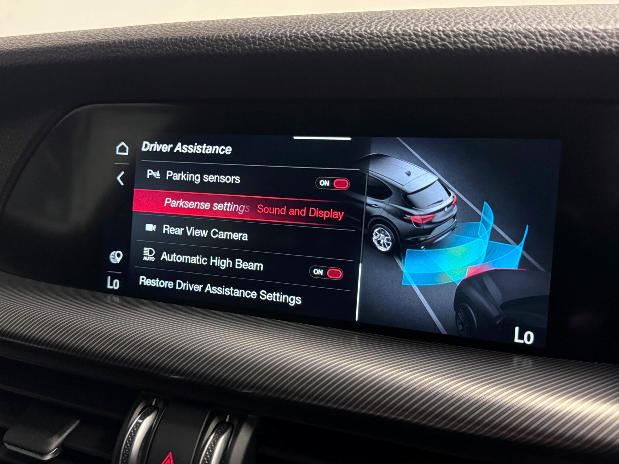 Alfa Romeo Stelvio view 46