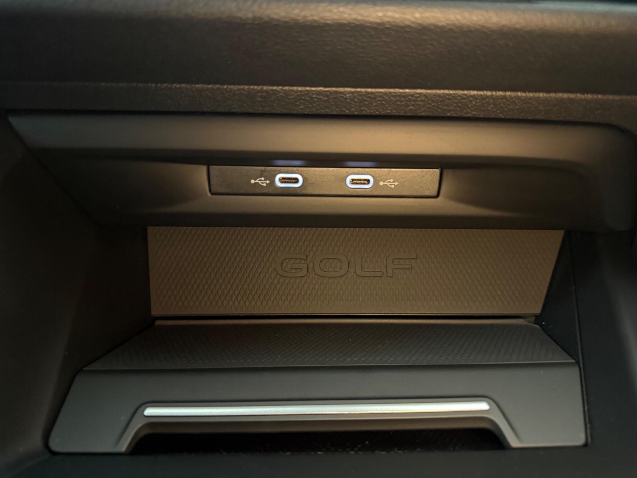 Volkswagen Golf view 28