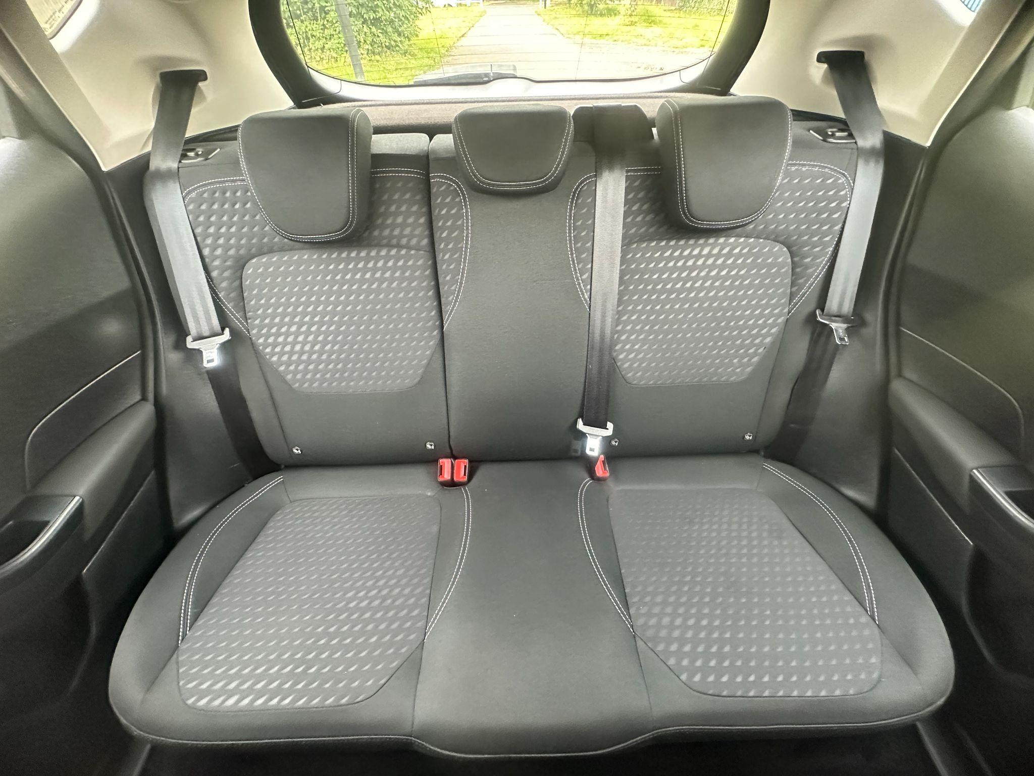 2019 Ford Fiesta 1.1 Ti-VCT Zetec Euro 6 (s/s) 5dr • 33,000 miles image 37