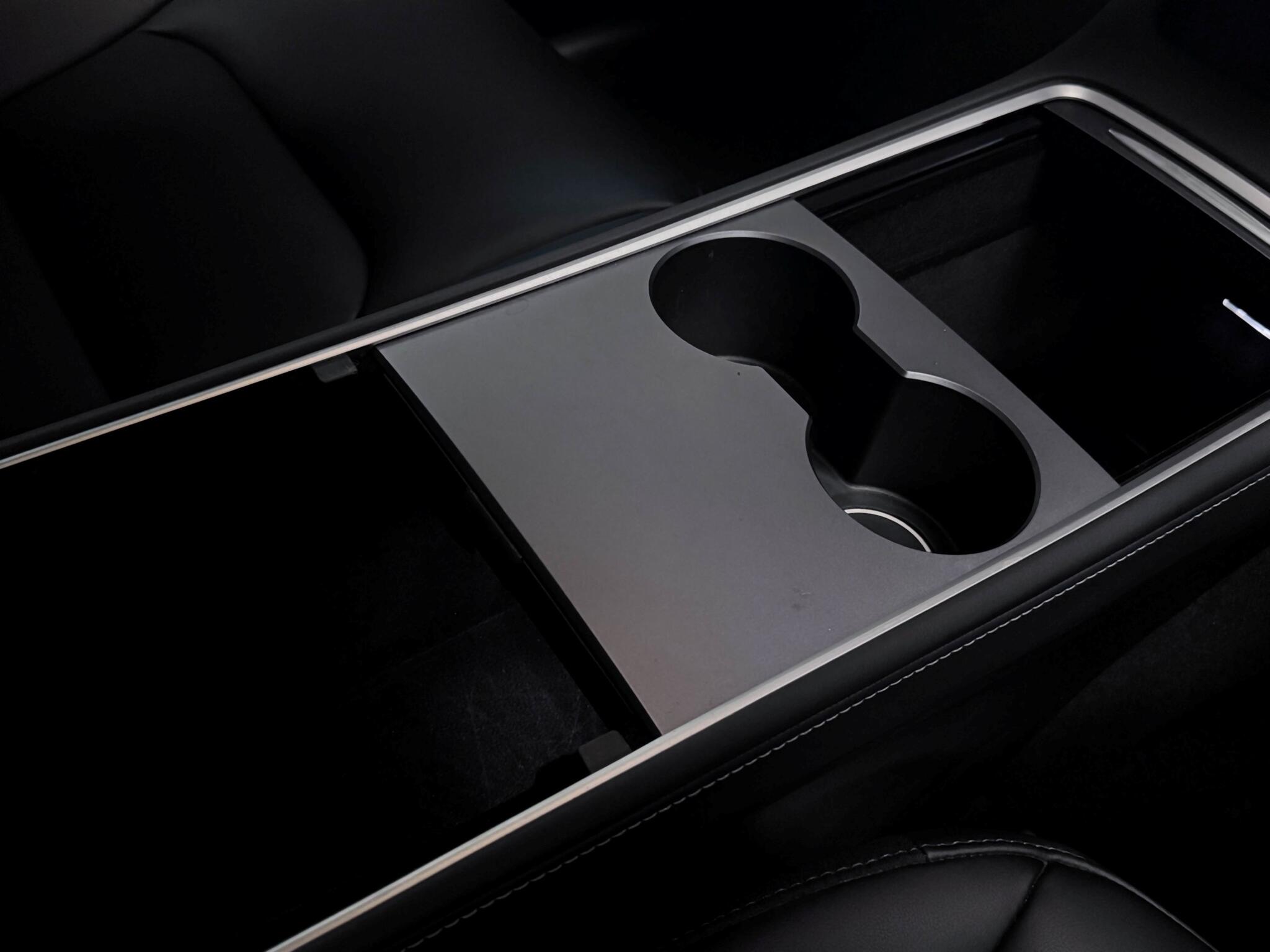Tesla Model Y view 26