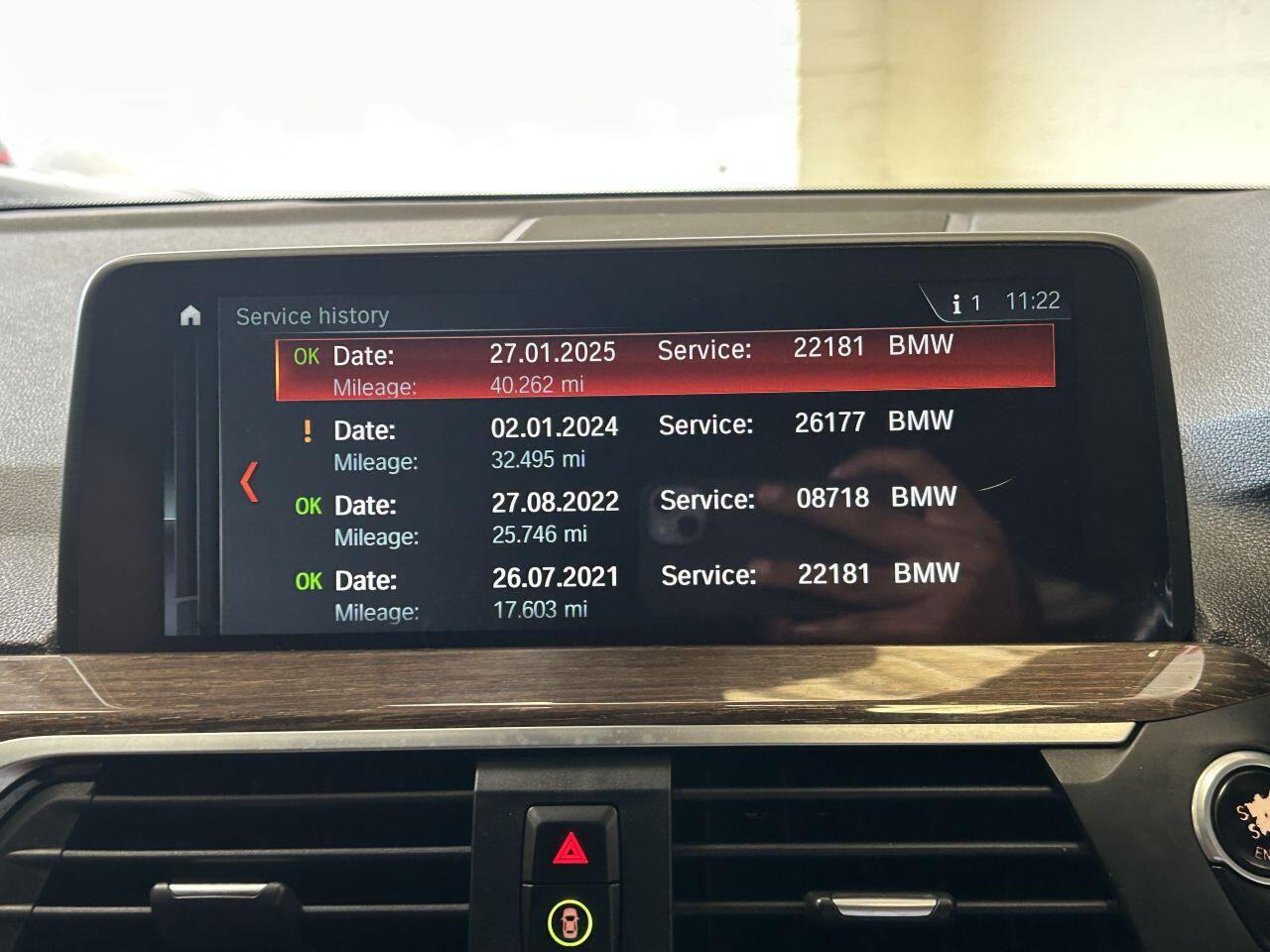BMW X3 view 45