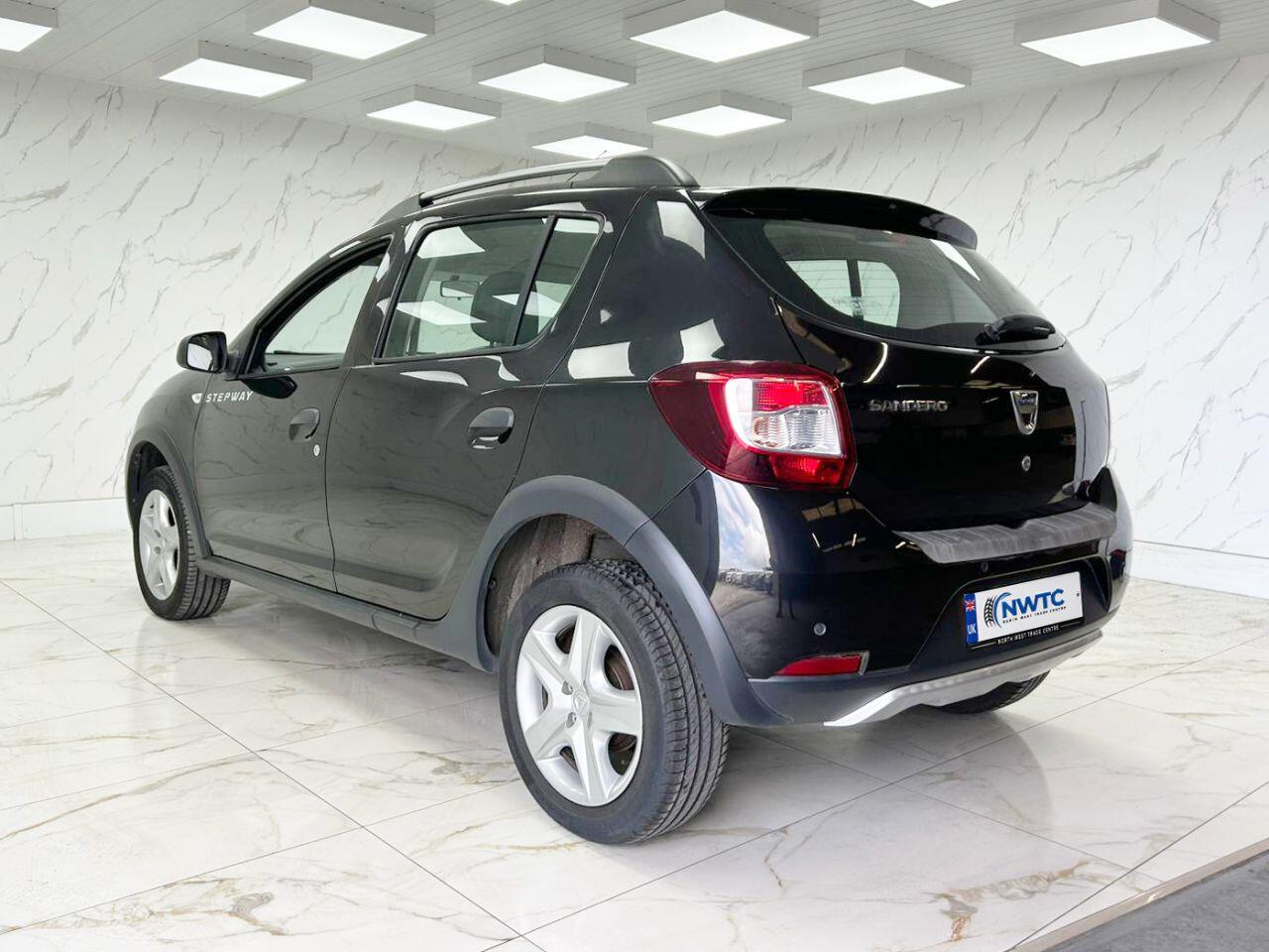 Dacia Sandero view 8