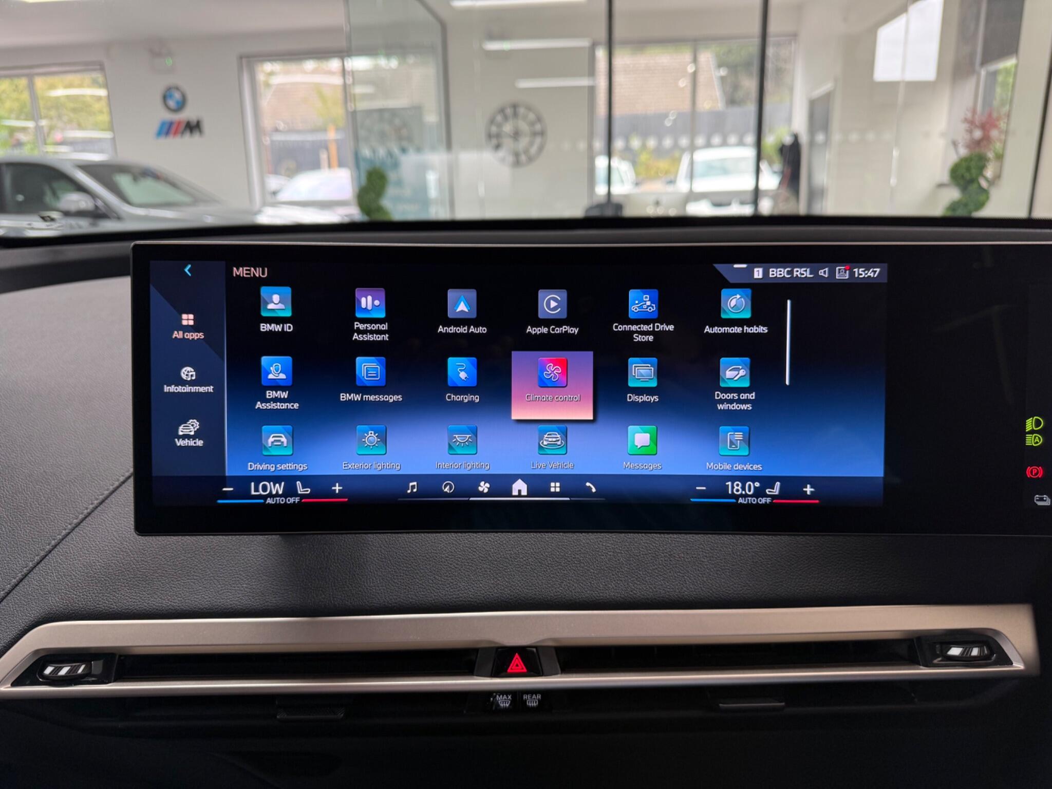 BMW iX view 14