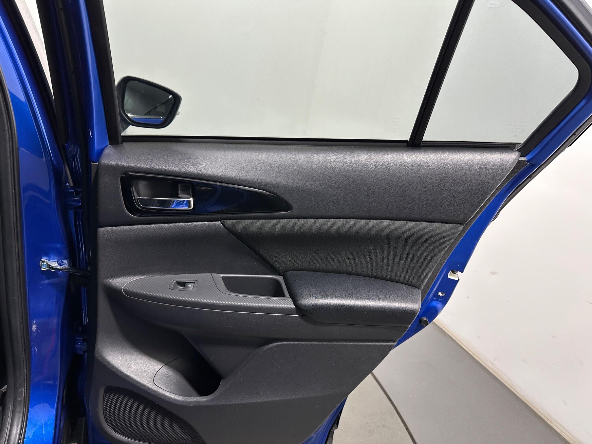 Mitsubishi Eclipse Cross view 43