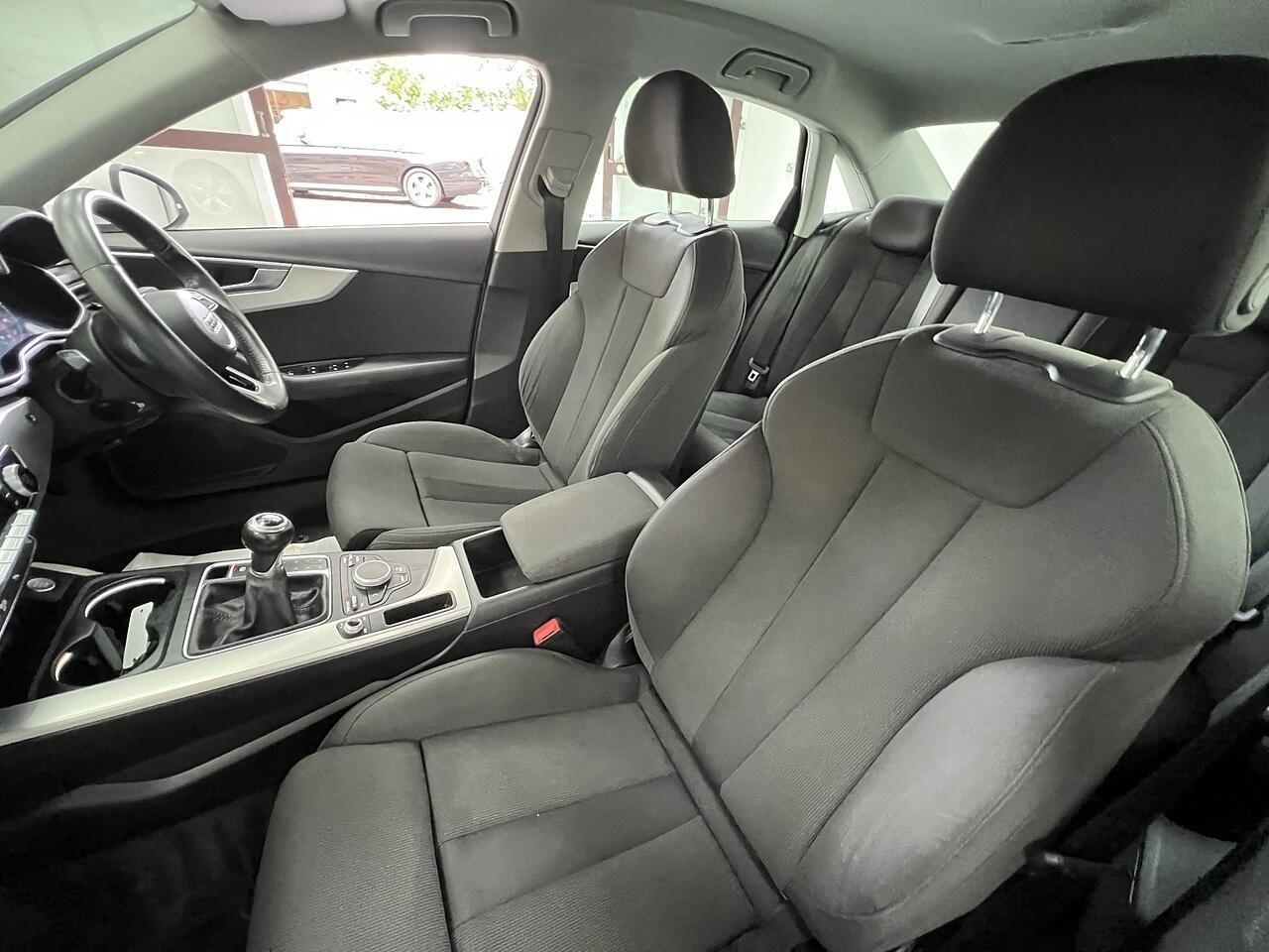 Audi A4 view 18