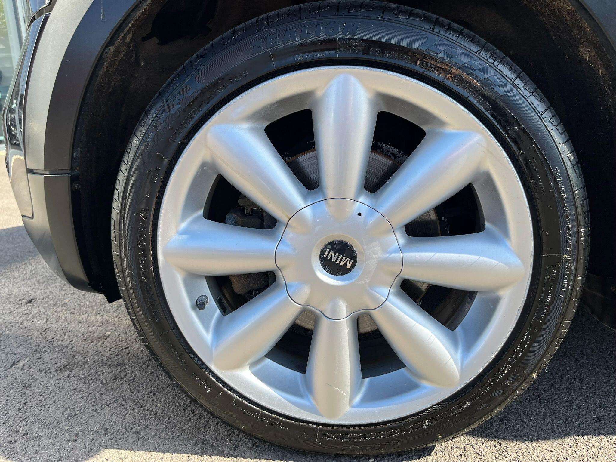 Mini Countryman view 38