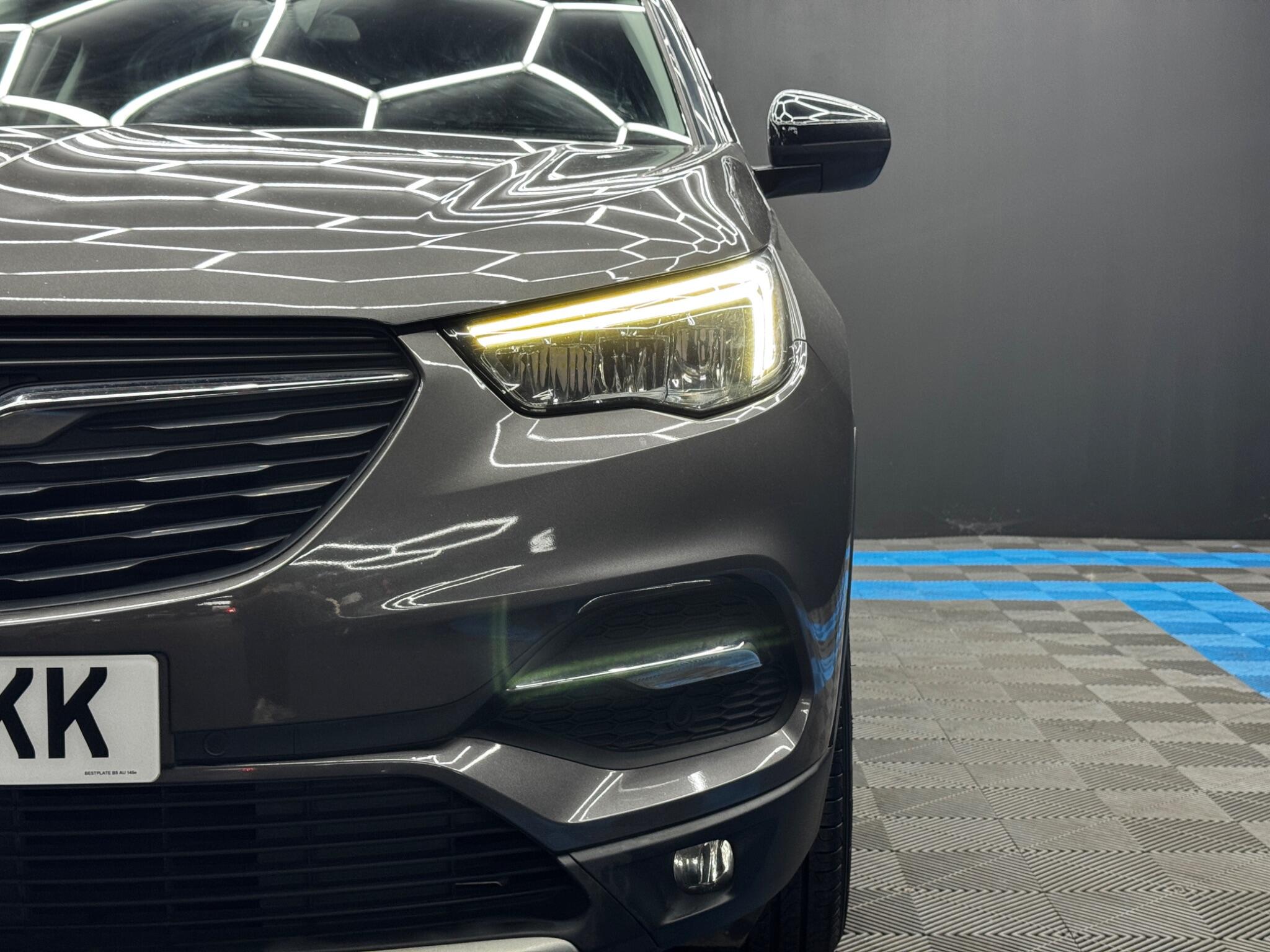 Vauxhall Grandland X view 41