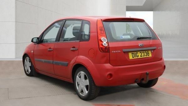 Ford Fiesta view 5