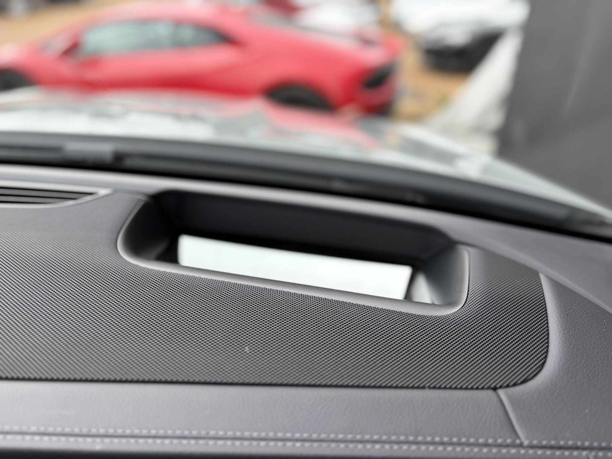 Mercedes-Benz Gle view 25