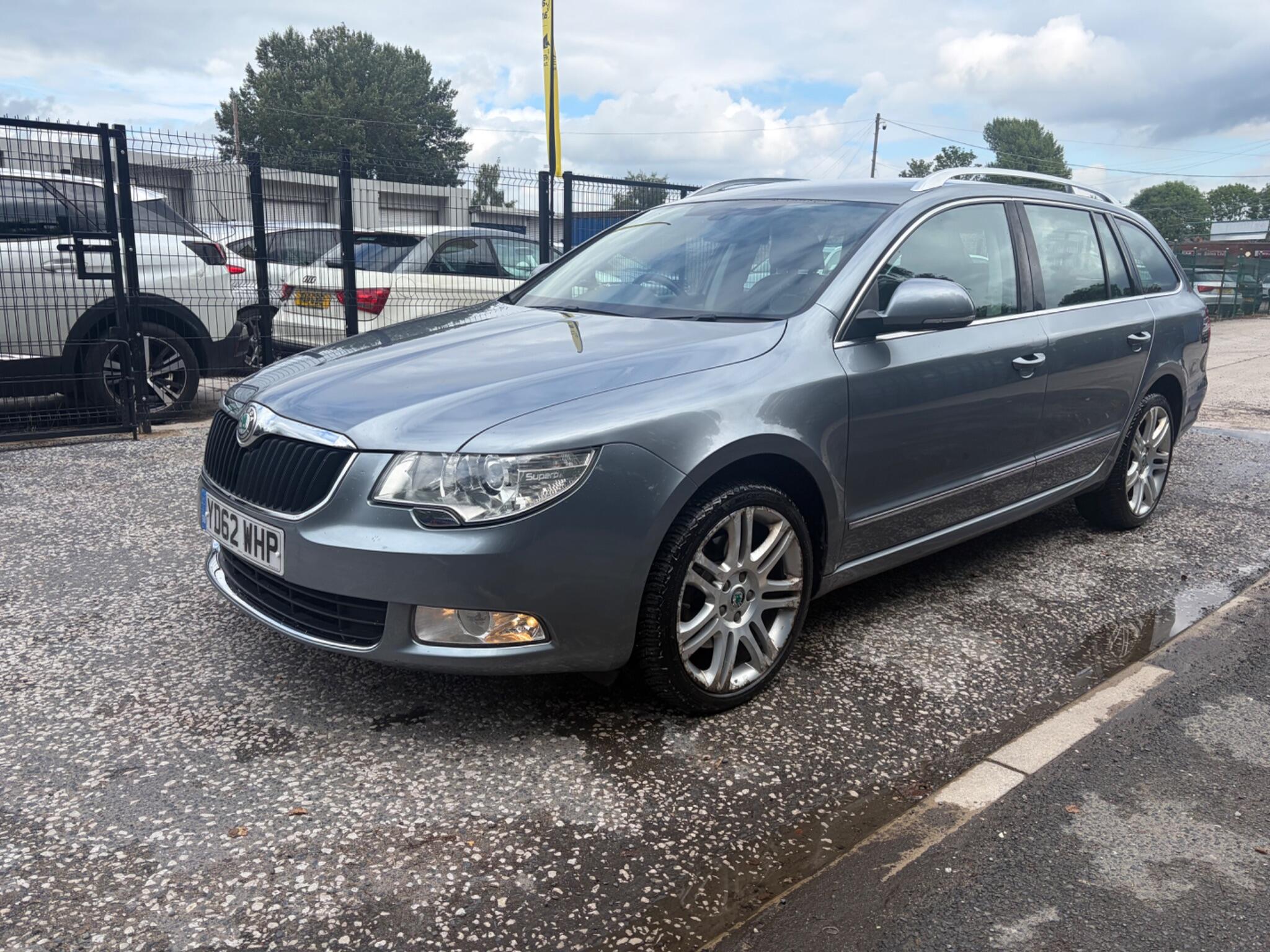 2012 Skoda Superb 2.0 TDI Elegance DSG Euro 5 5dr
