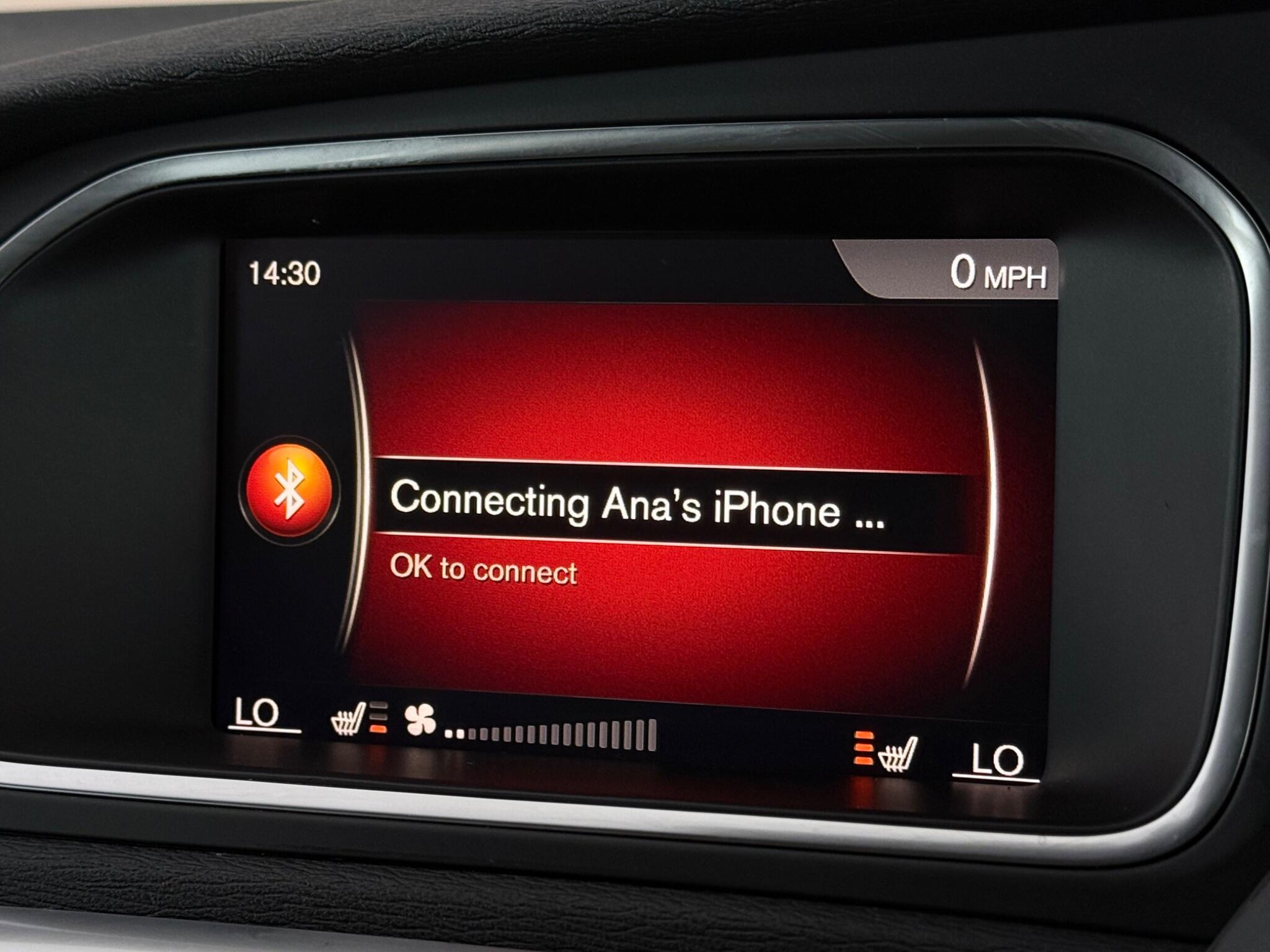 Volvo V40 Cross Country view 20