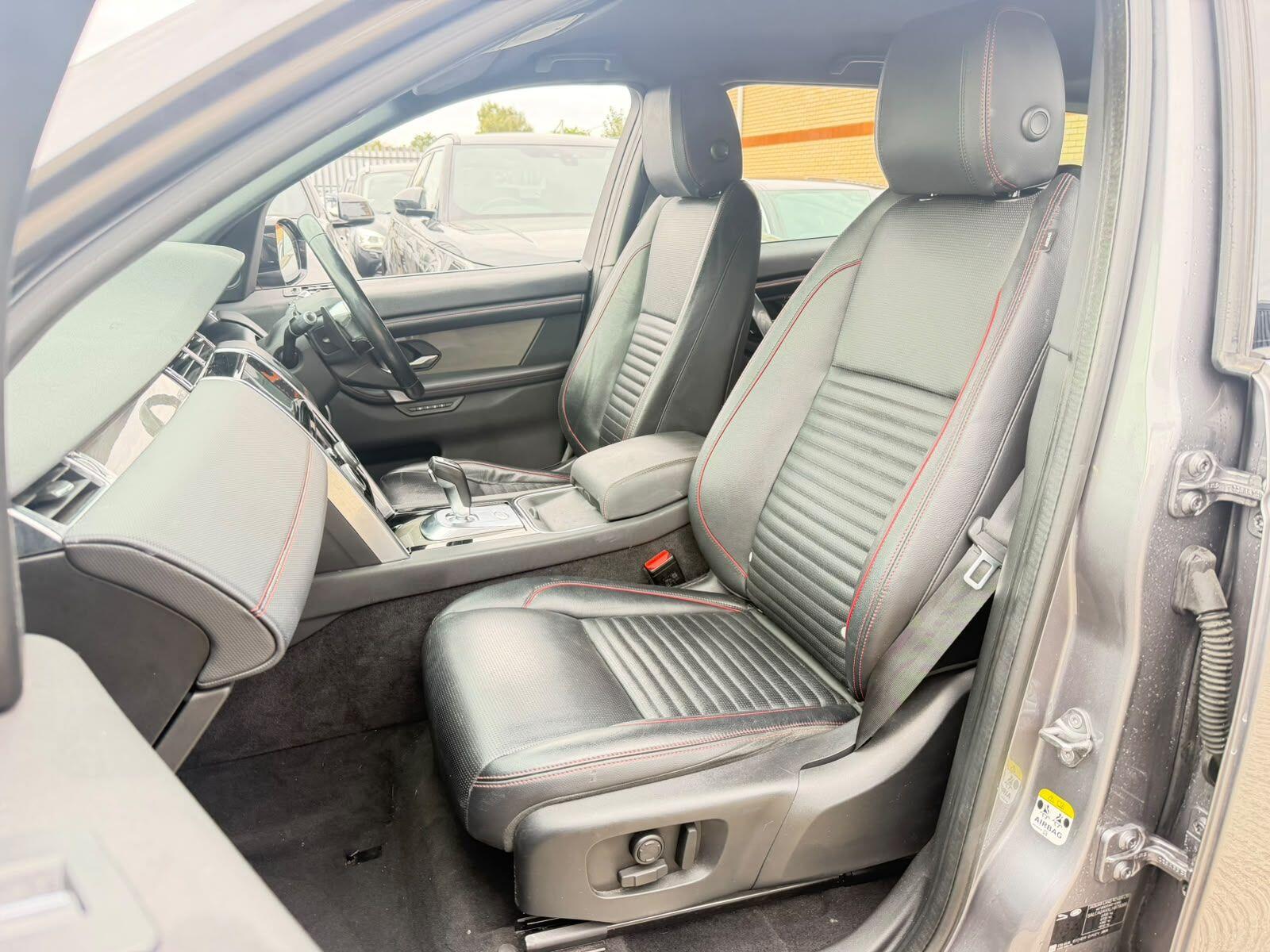 Land Rover Discovery Sport view 19