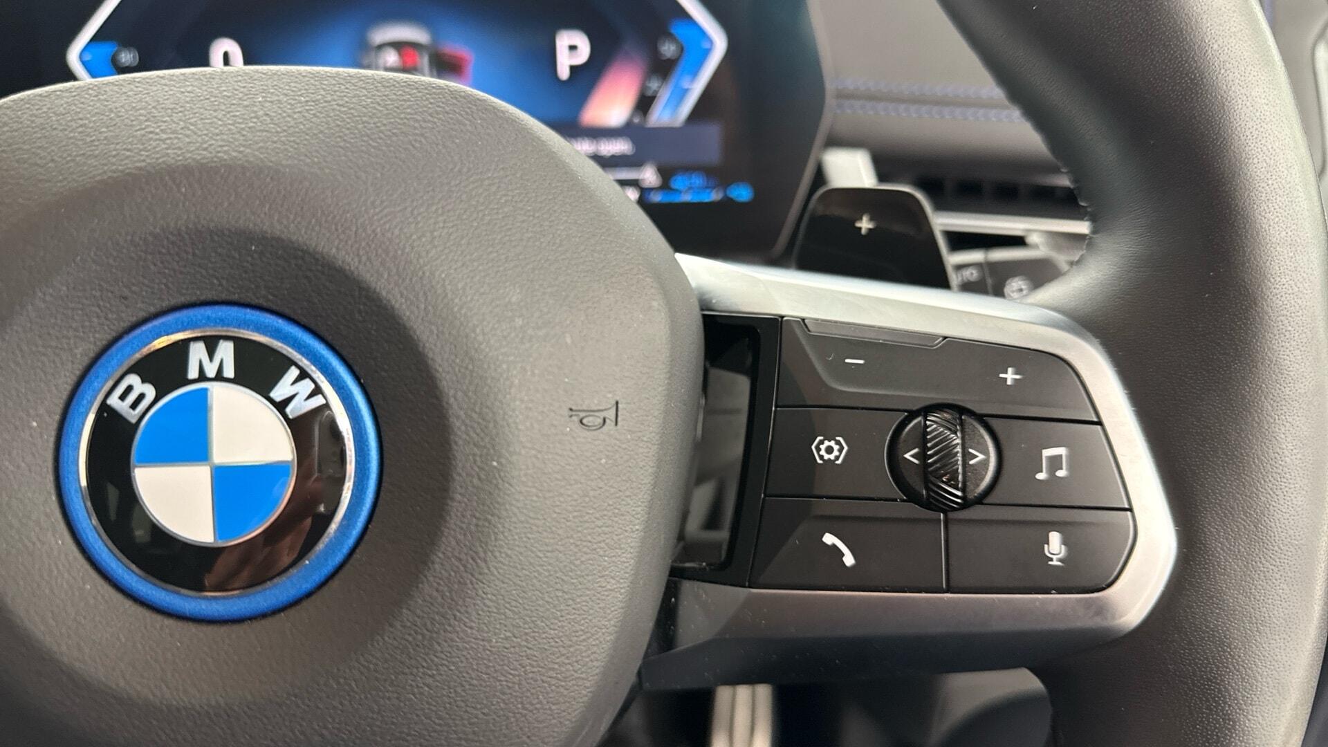 BMW 2 Series view 19