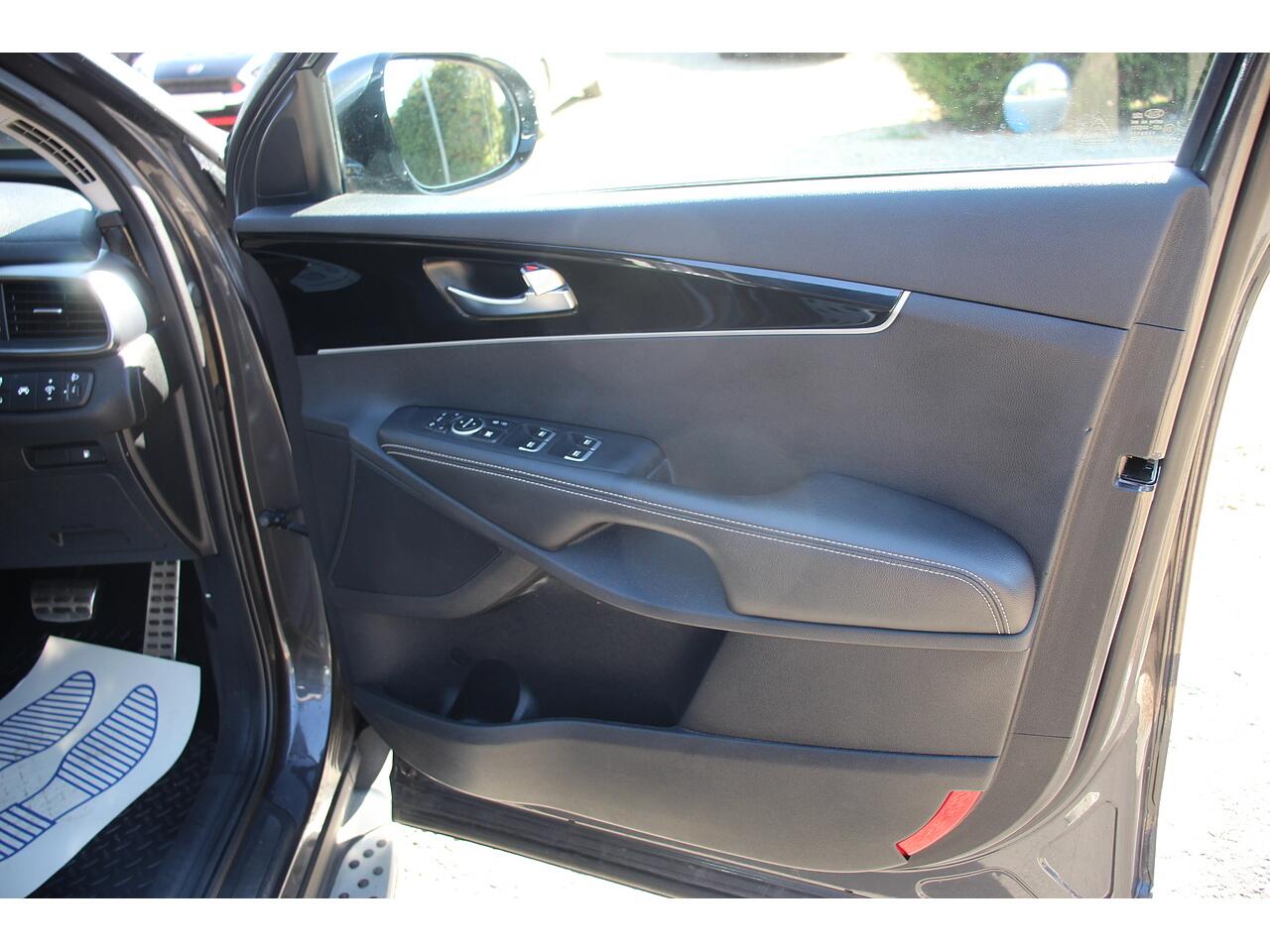 Kia Sorento view 31