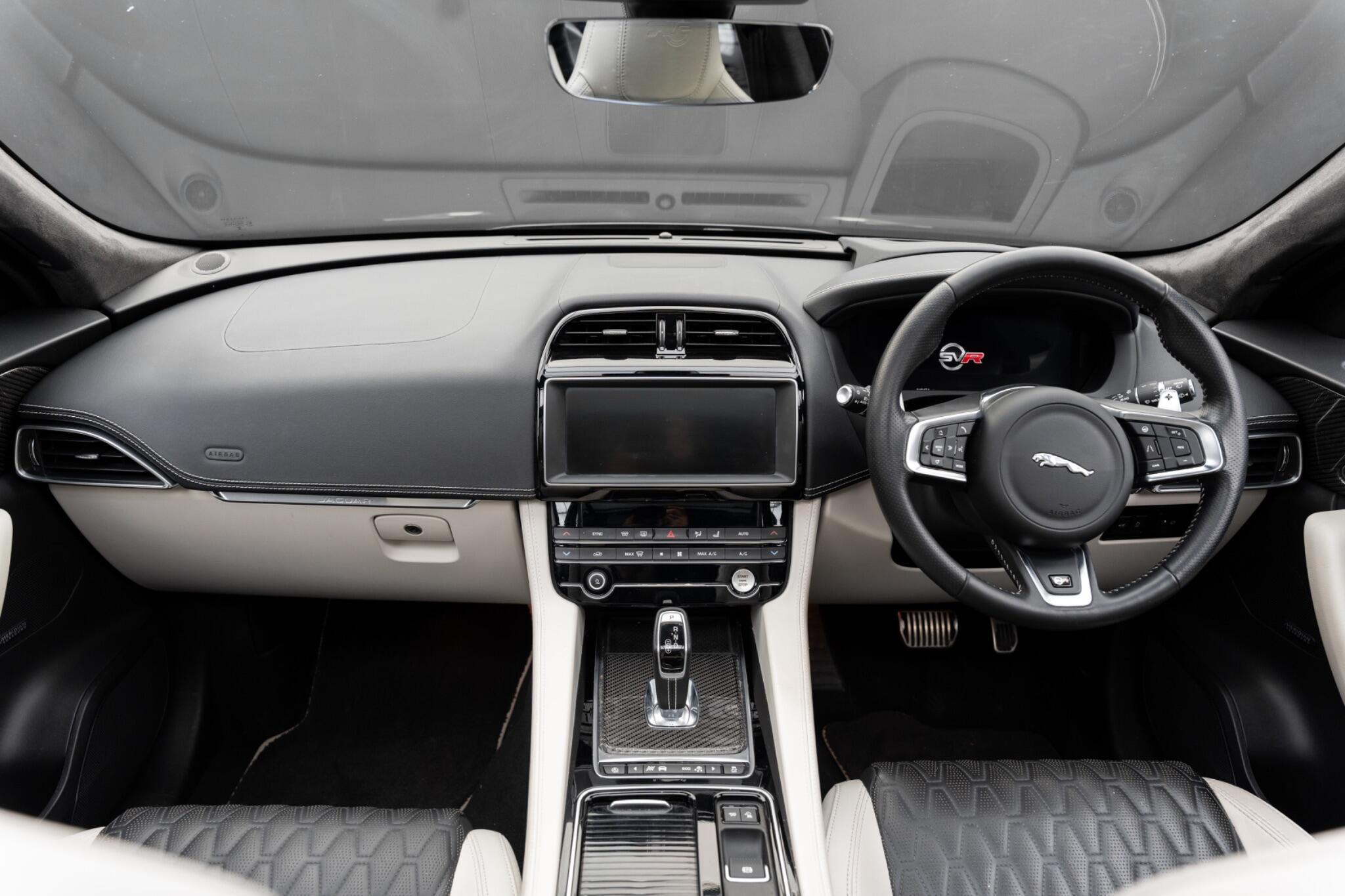 Jaguar F-Pace view 36