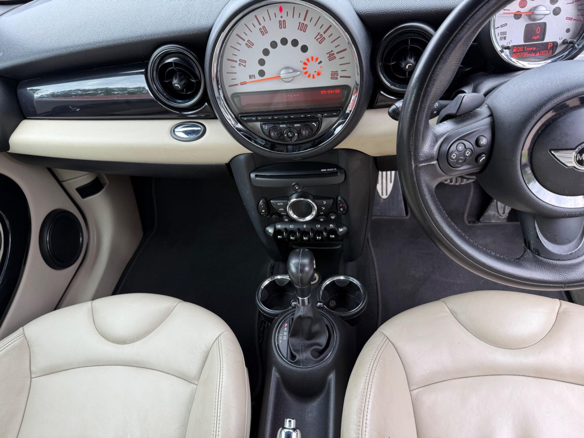 Mini Hatch view 37