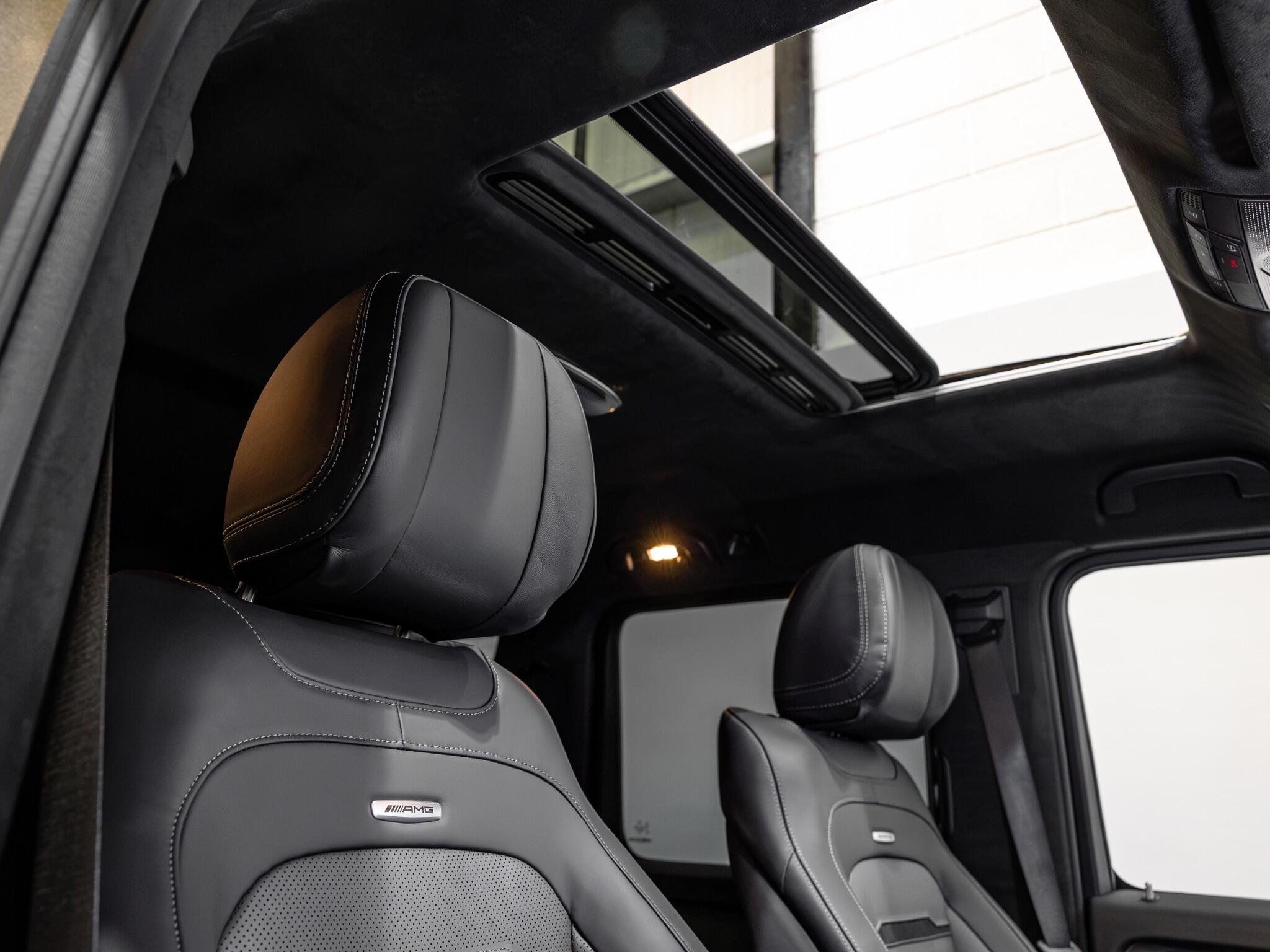 Mercedes-Benz G-Class view 28