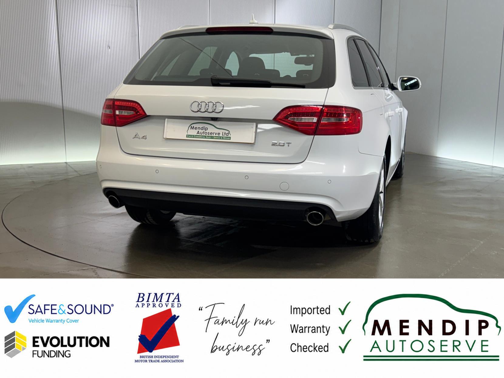 Audi A4 Avant view 21