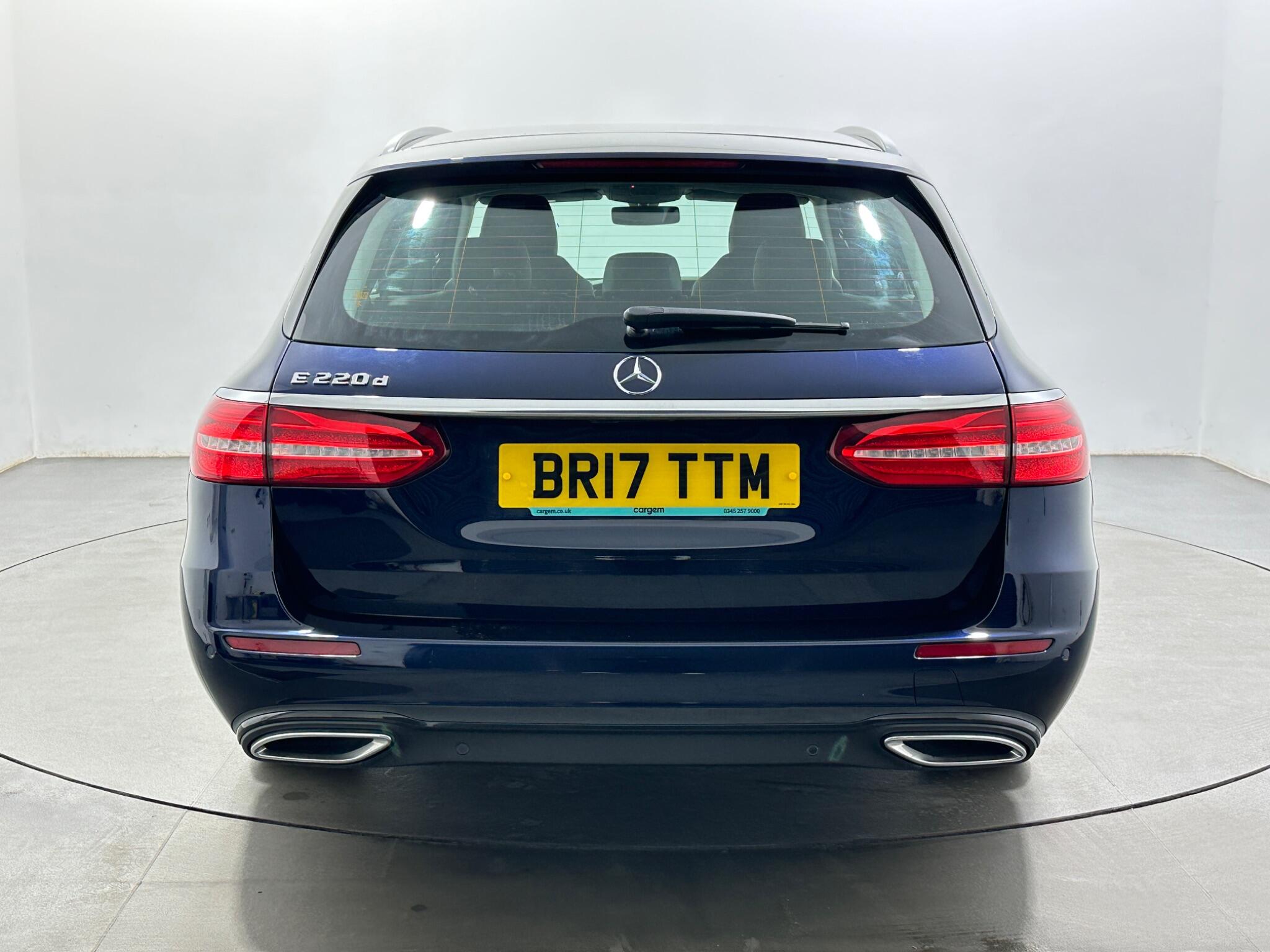 Mercedes-Benz E-Class view 7
