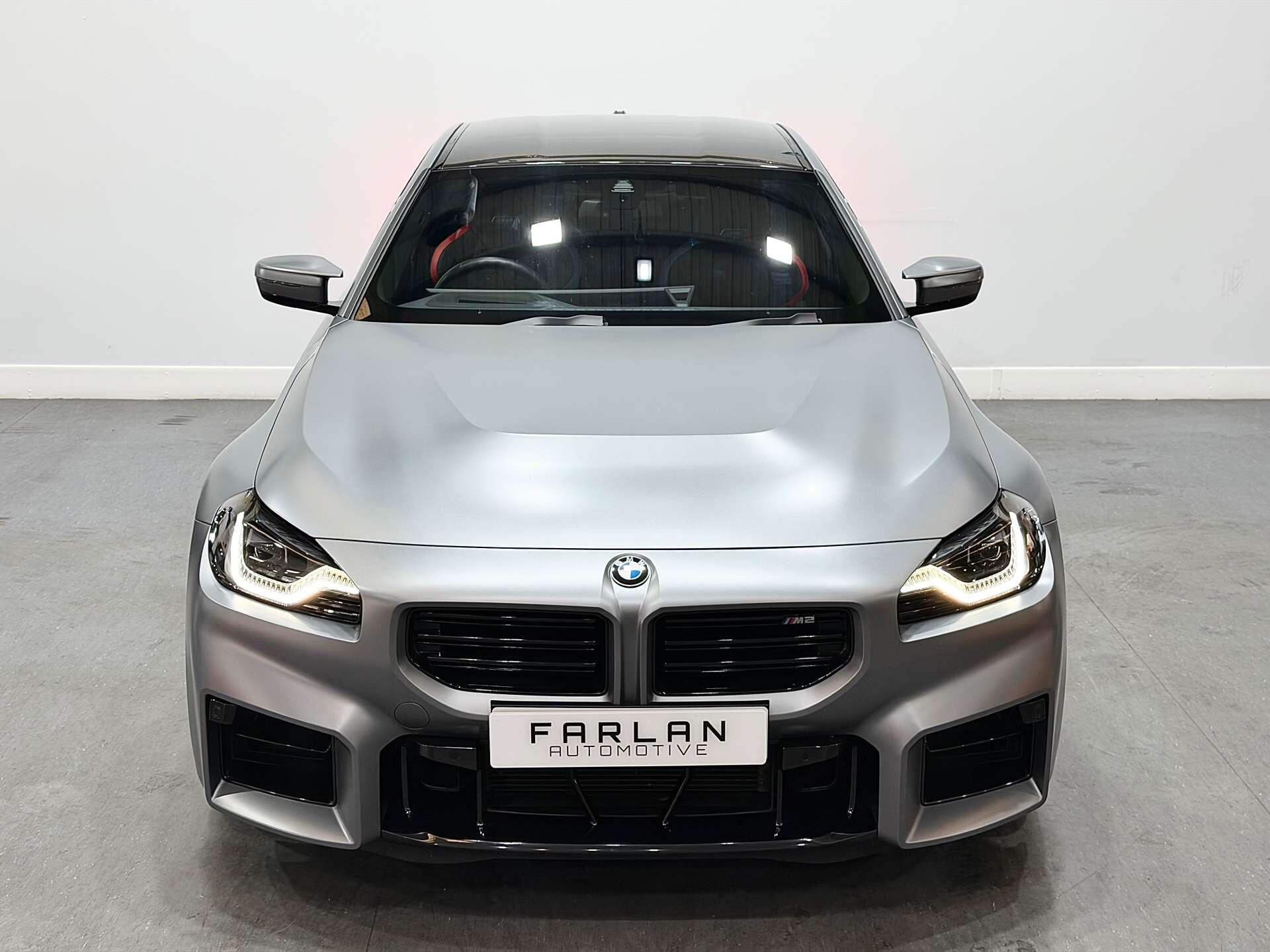 BMW M2 view 9