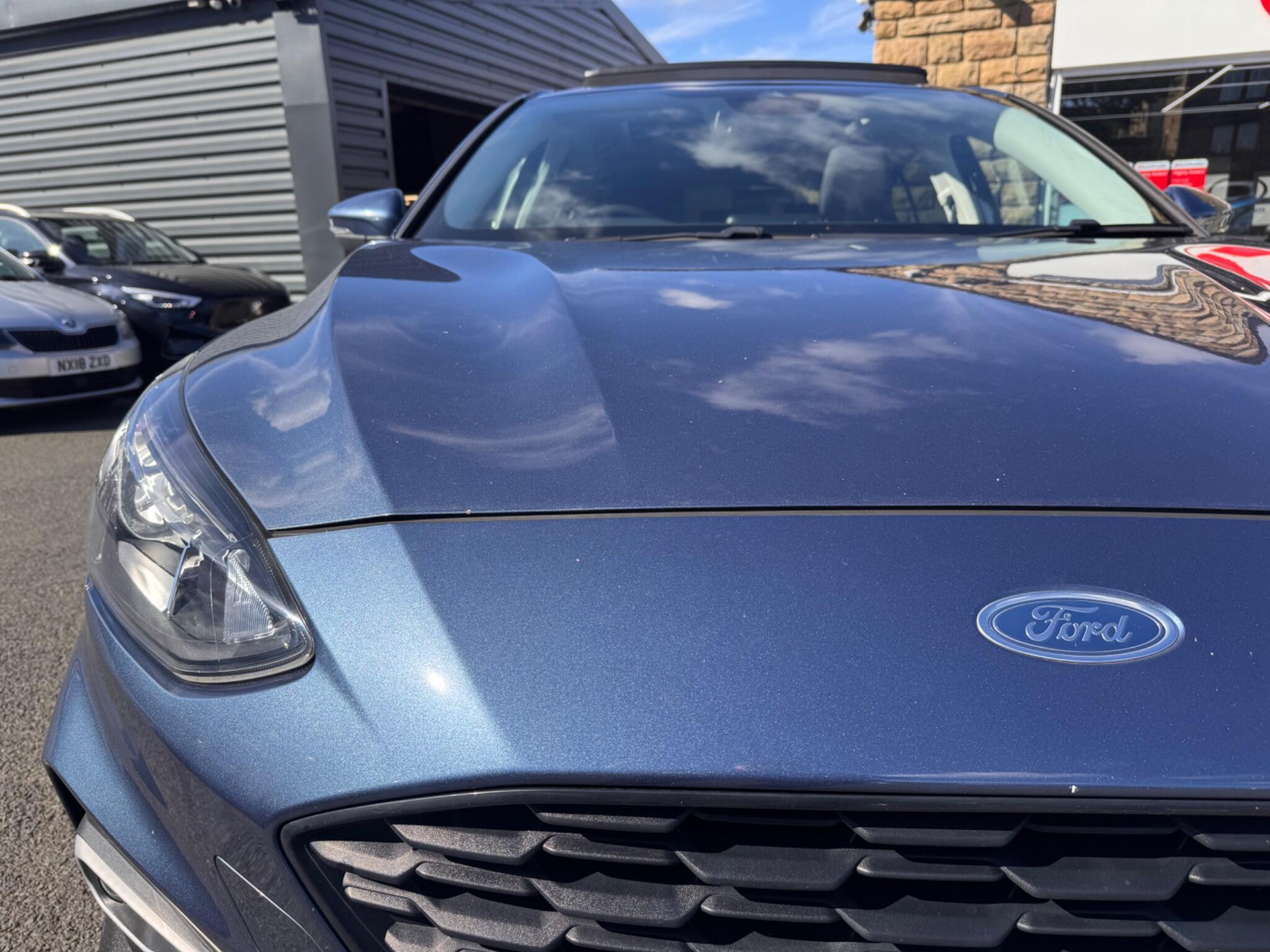 Ford Focus view 7