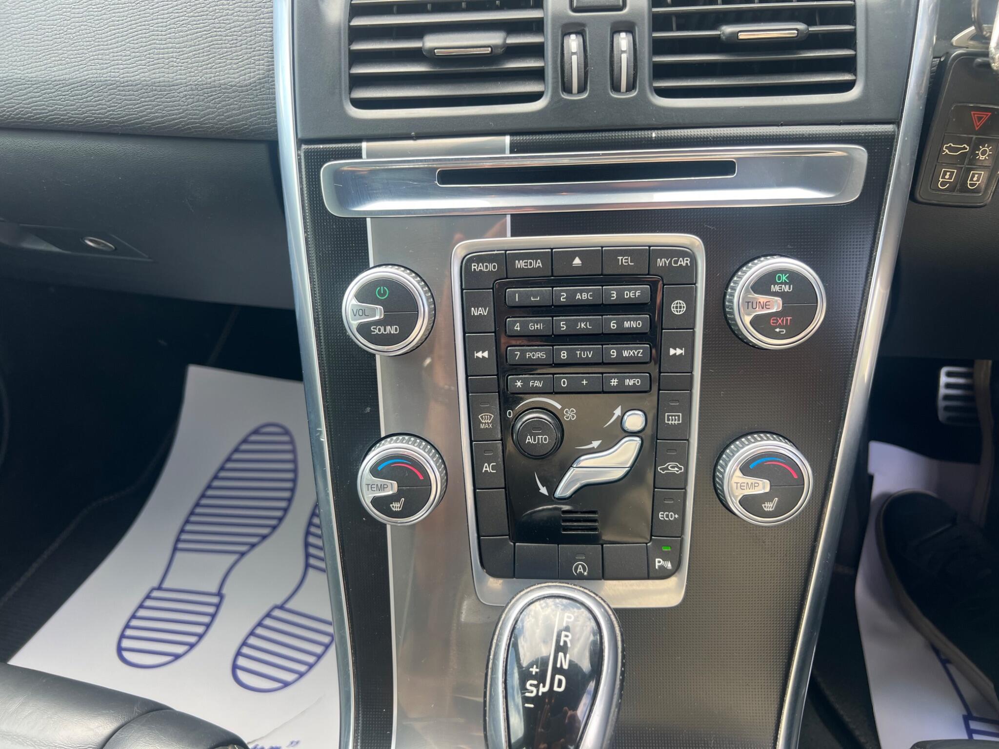 Volvo XC60 view 36