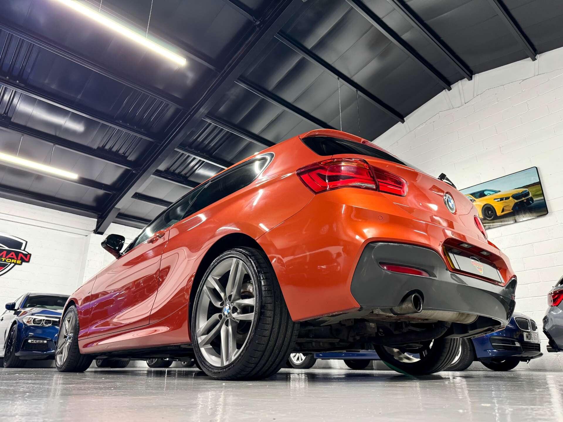 BMW 1 Series view 9