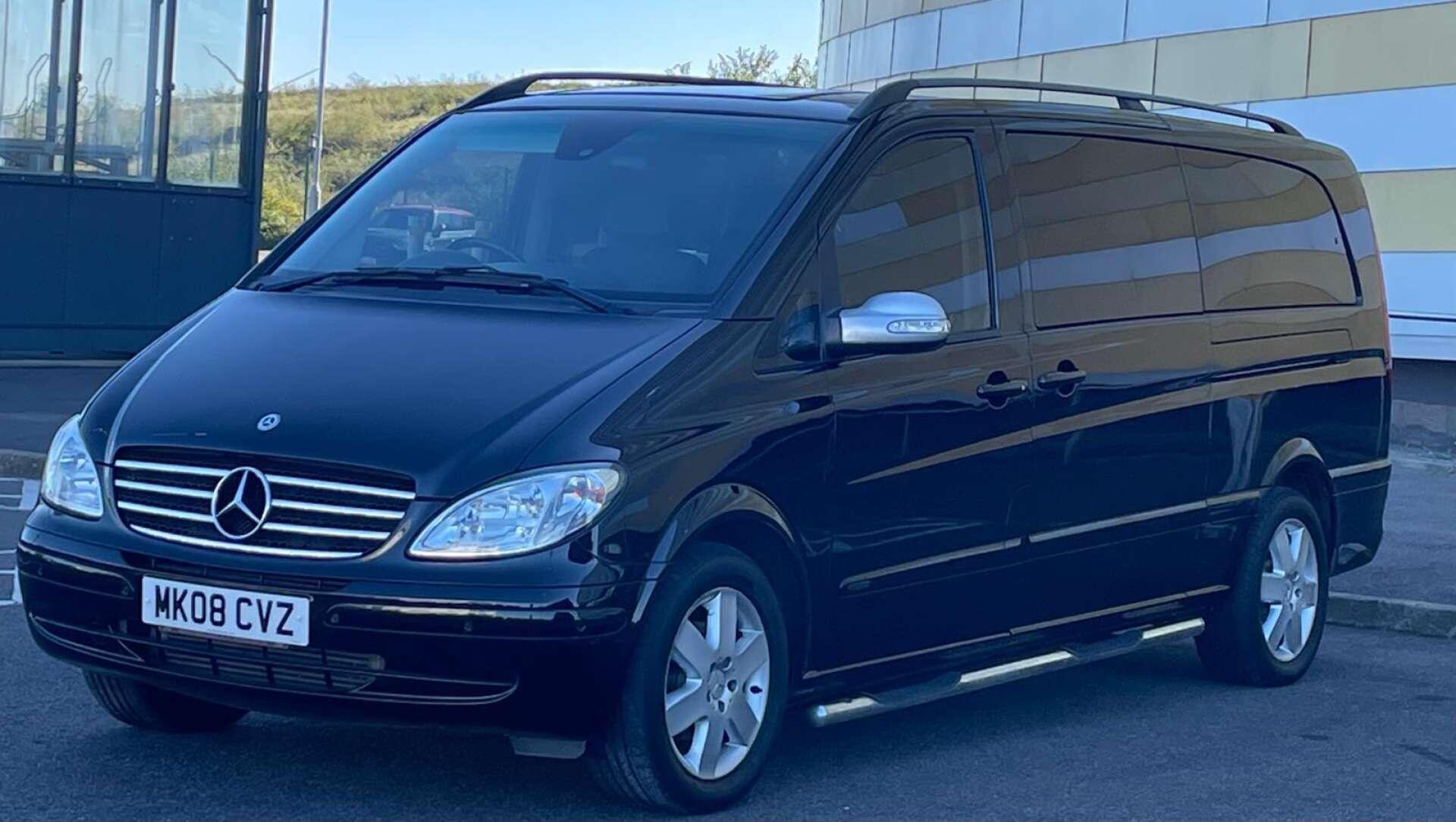 Mercedes-Benz Viano view 7