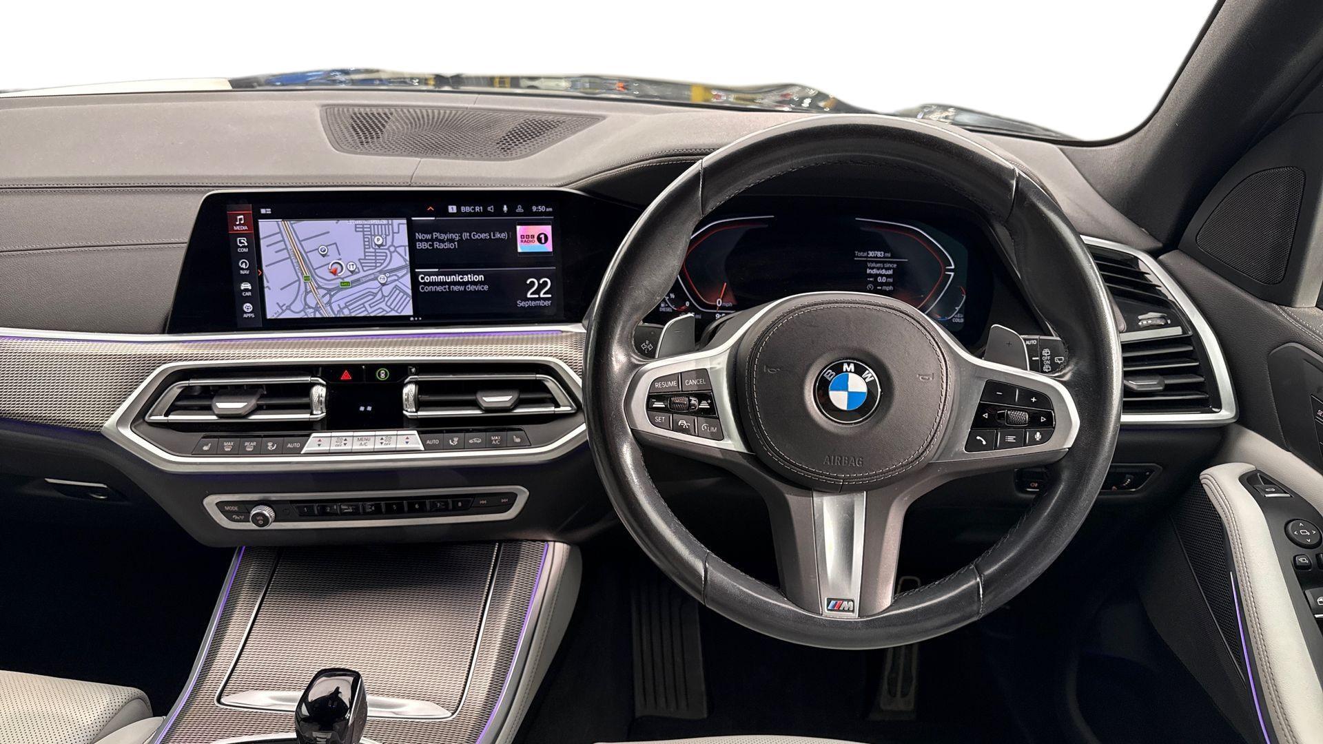 BMW X5 view 5