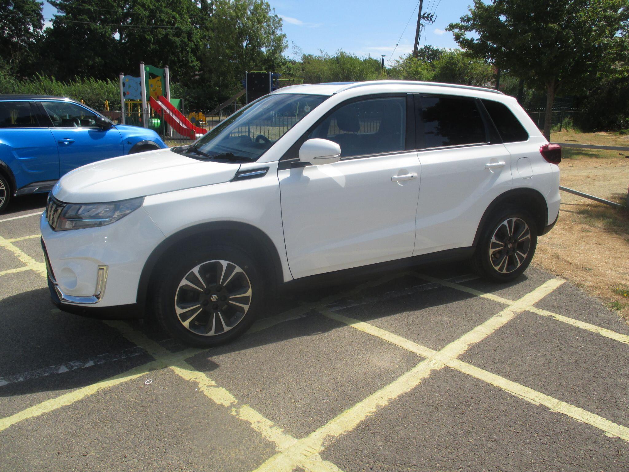 Suzuki Vitara view 23