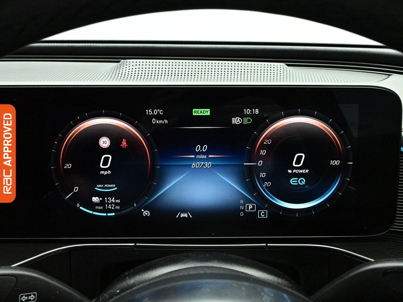 Mercedes-Benz Eqc view 12