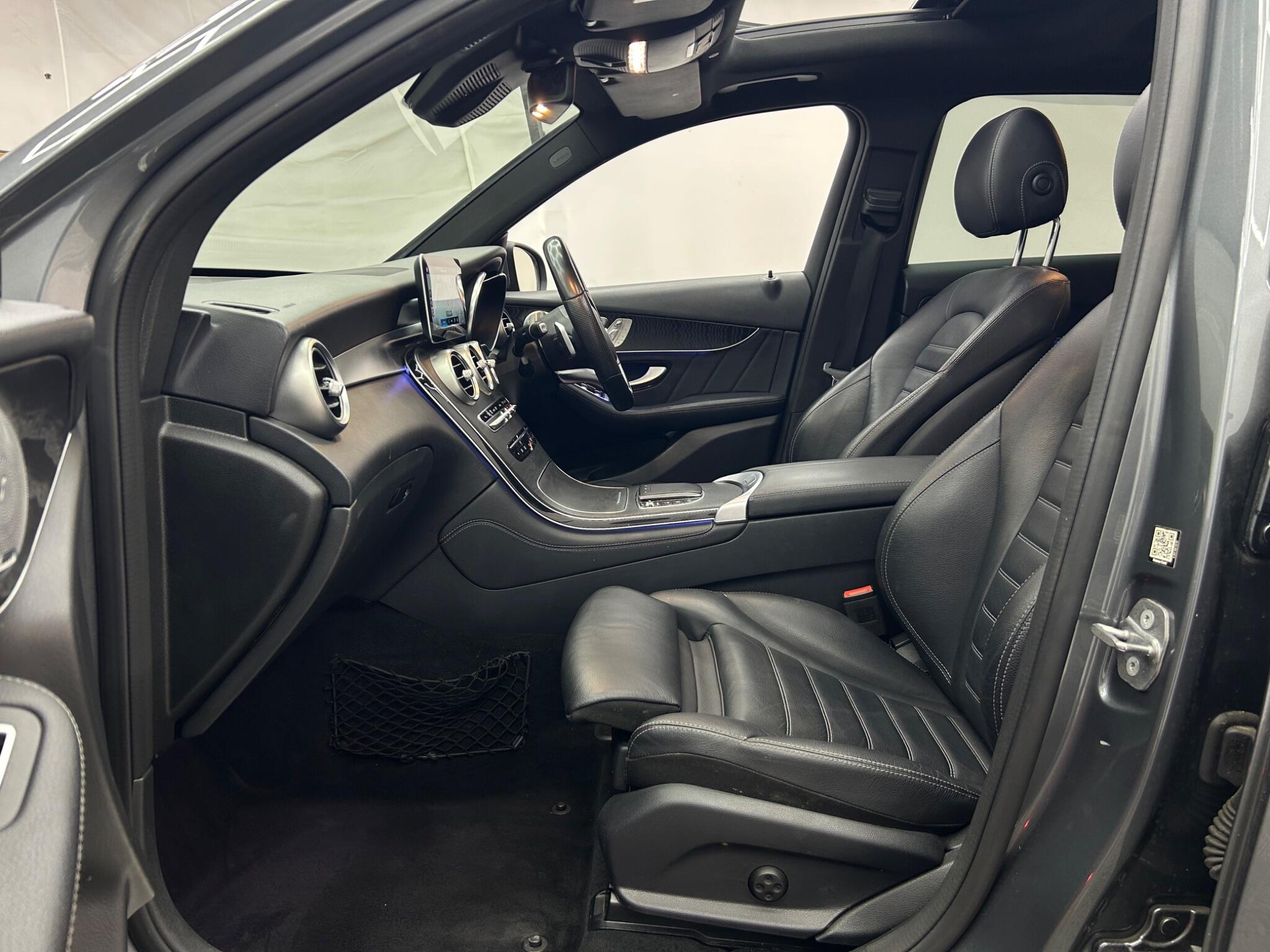 Mercedes-Benz GLC view 52