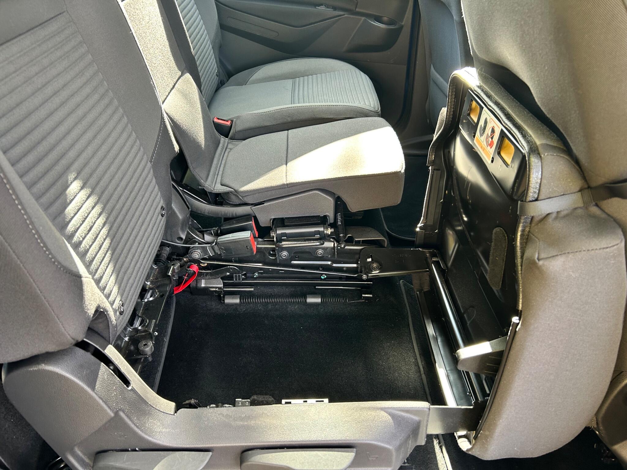 Ford Grand C-Max view 7