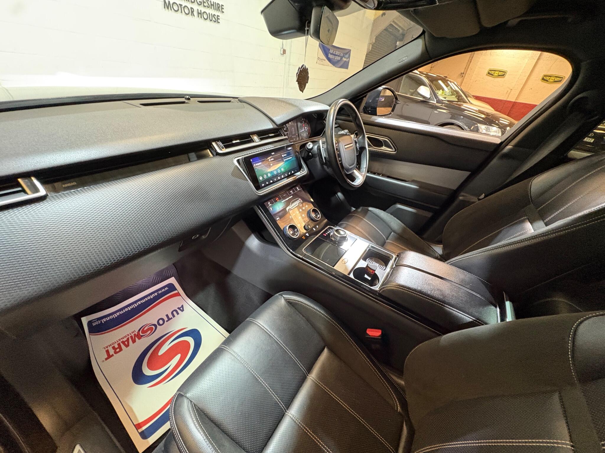 Land Rover Range Rover Velar view 78