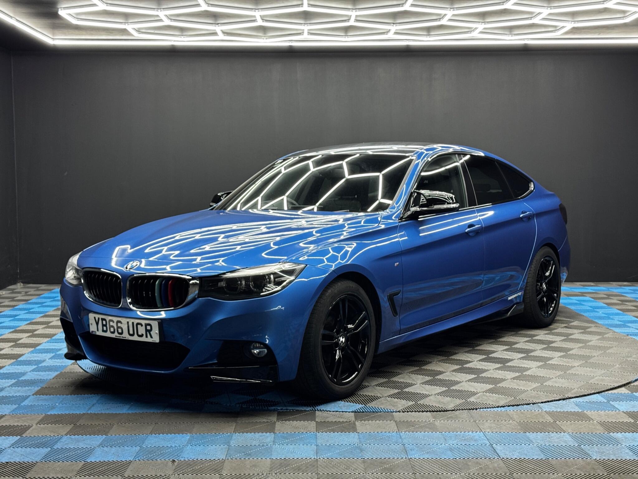 BMW 3 Series view 3