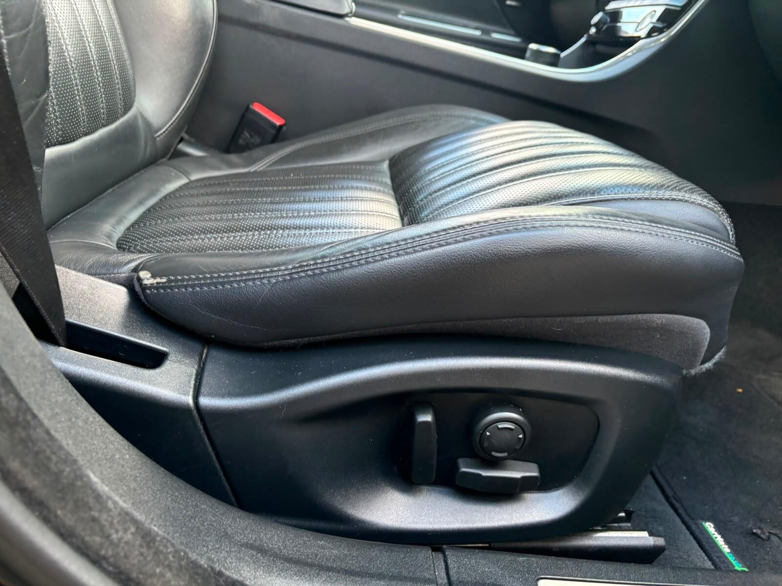 Jaguar XF view 20
