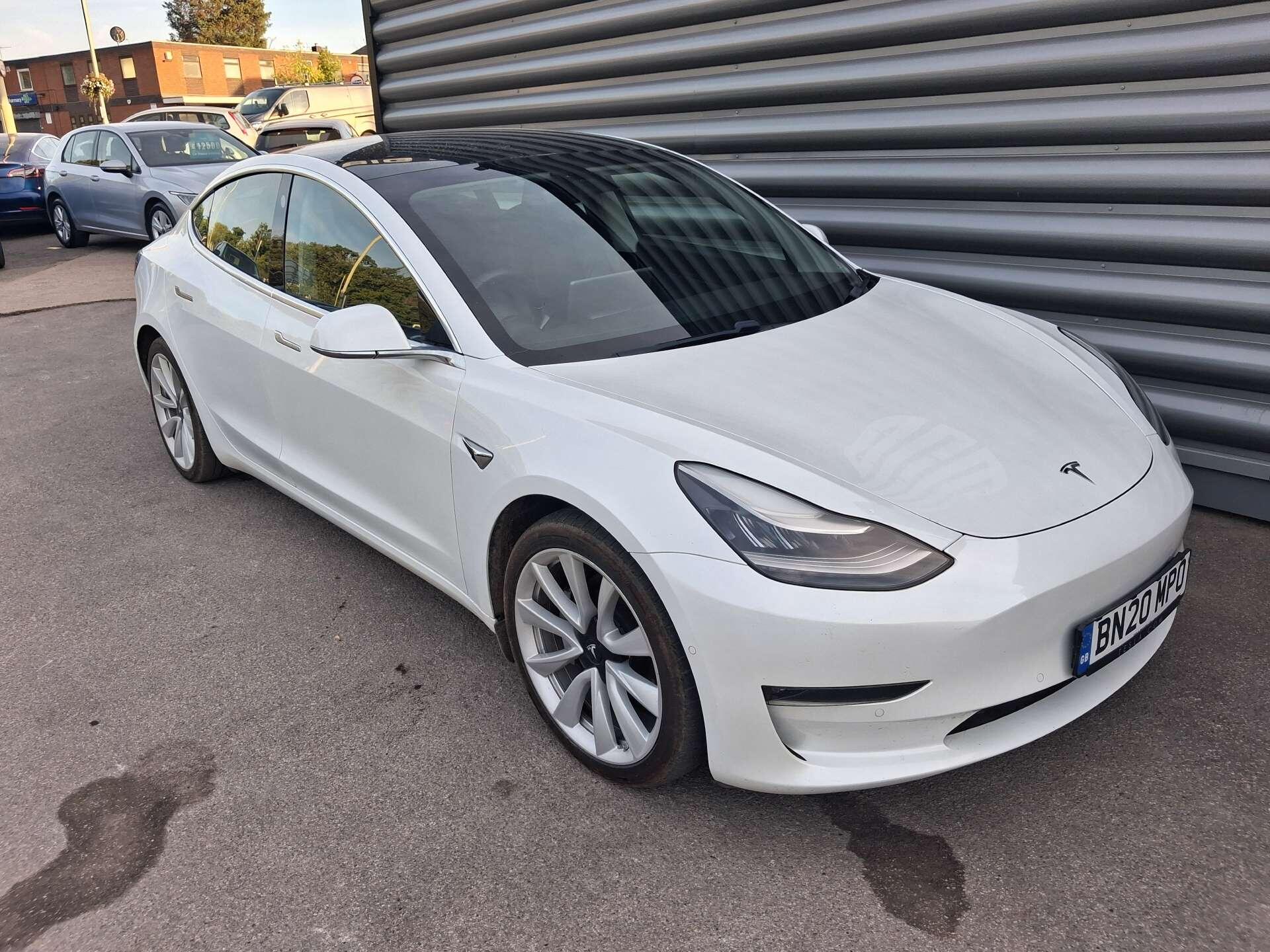 Tesla Model 3 view 3