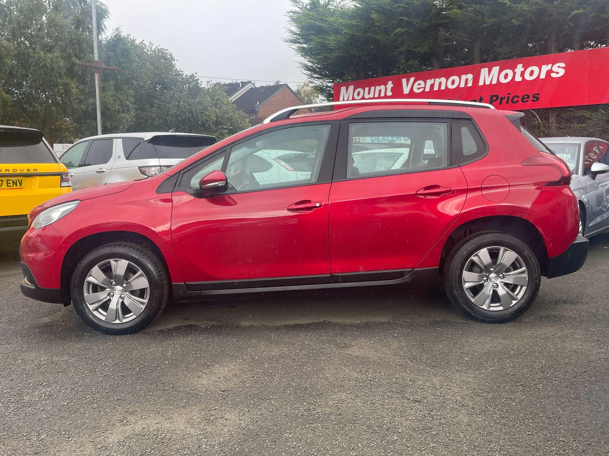 Peugeot 2008 view 9
