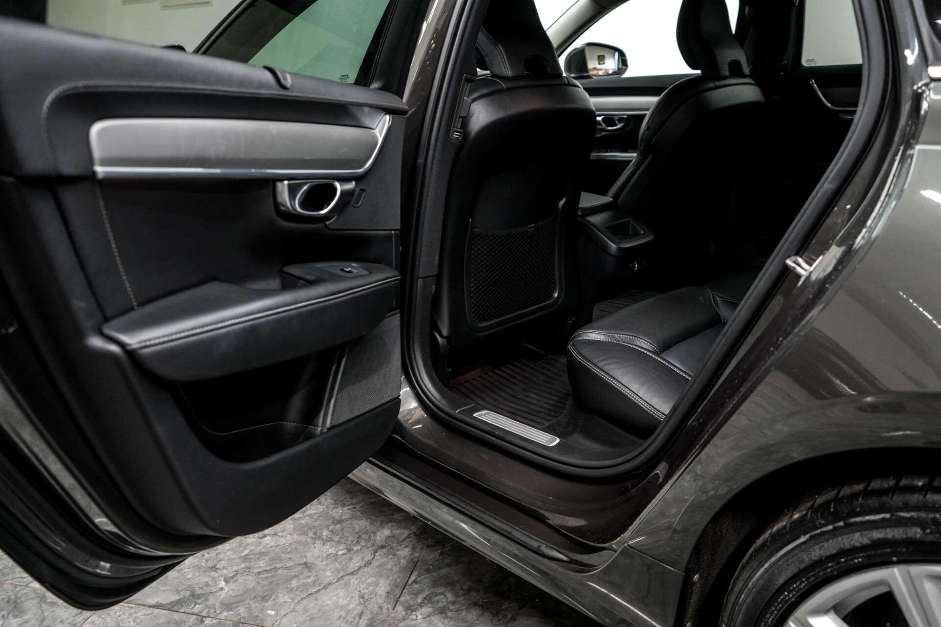 Volvo V90 view 24
