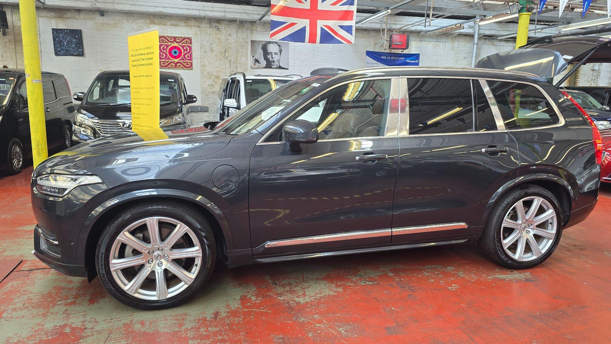 Volvo XC90 view 56