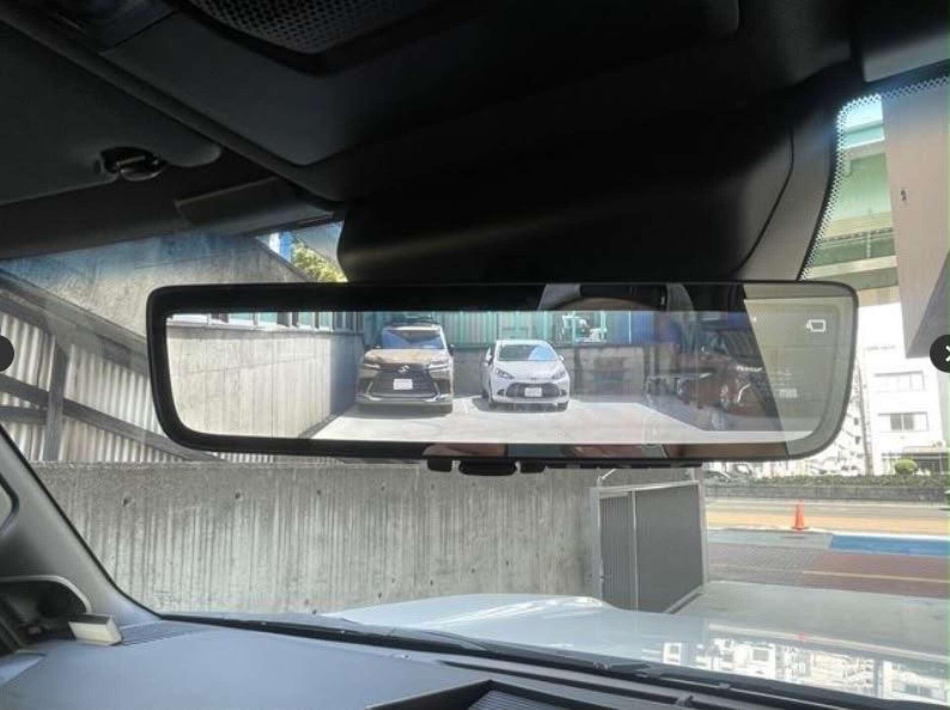 Toyota Land Cruiser view 14